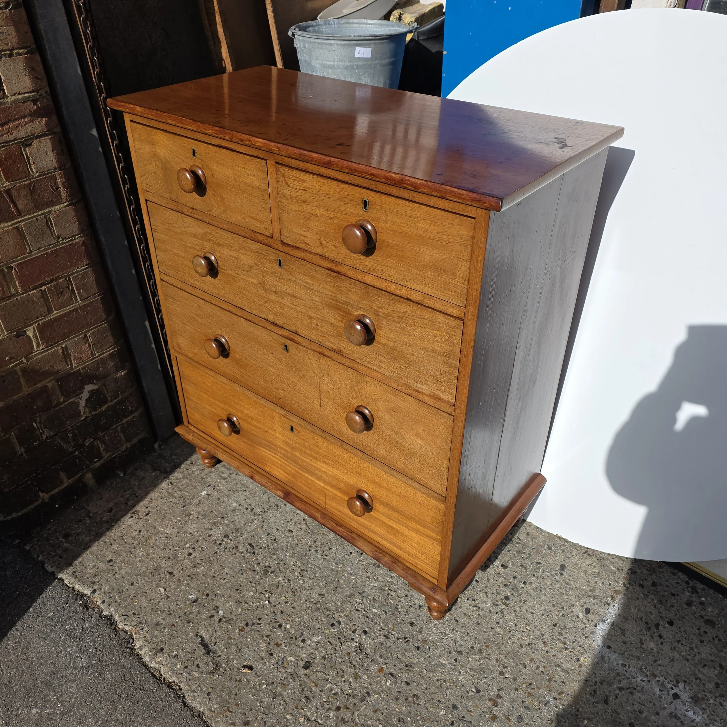 £310 - mahogany antique chest of drawers - 91cm wide 45cm deep 103cm high