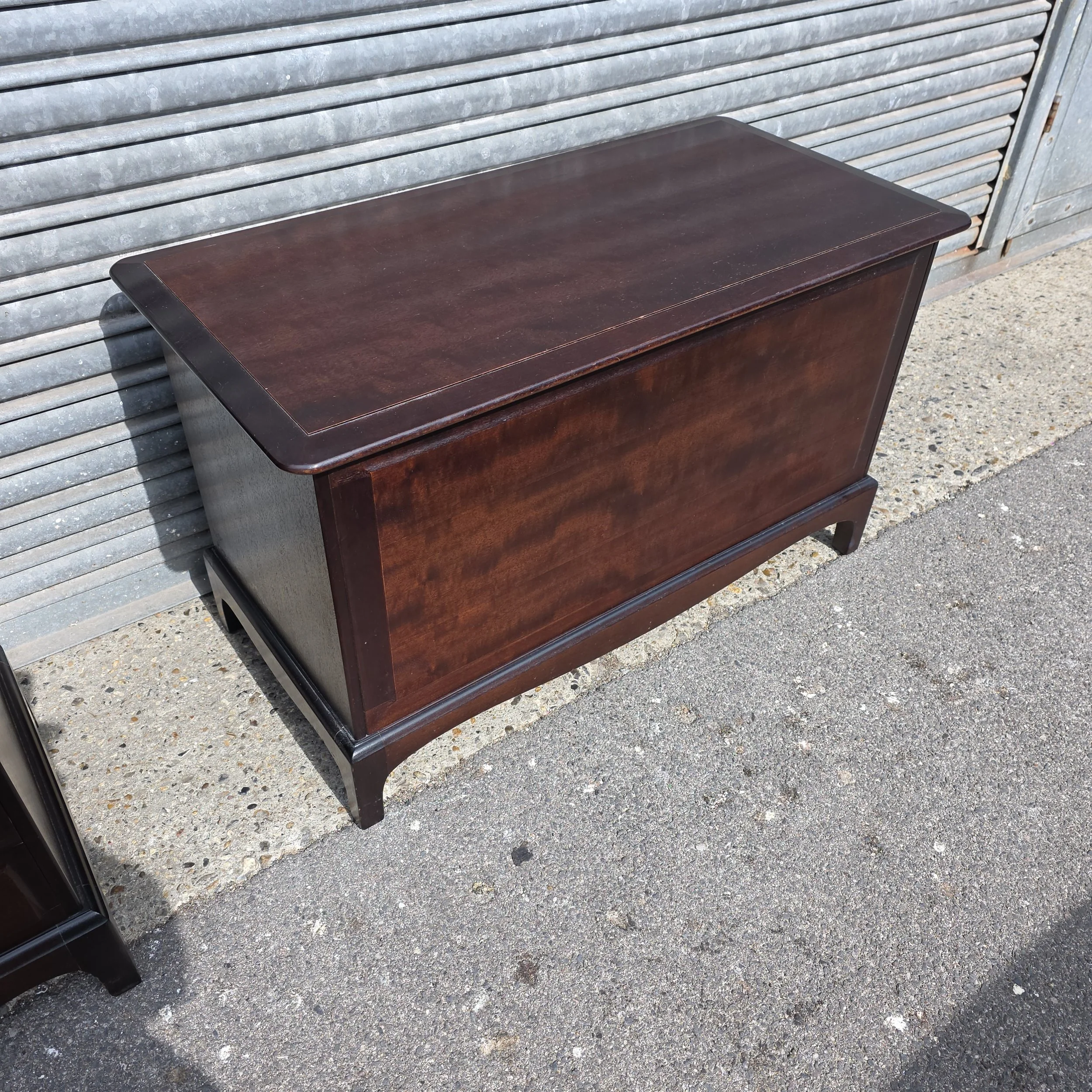 £65 - Stag blanket box - 97cm wide 48cm deep 58cm high