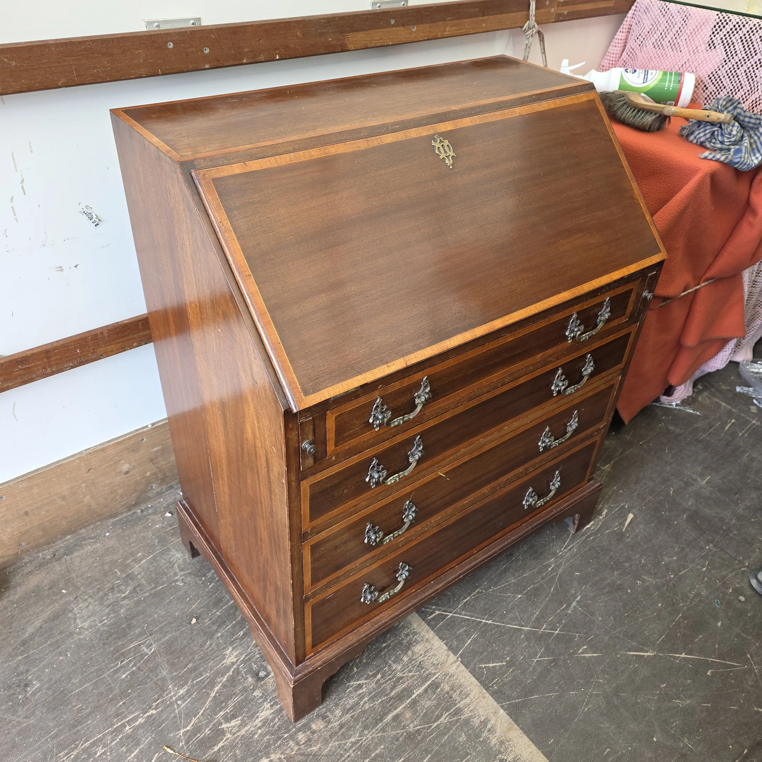 £95 - inlaid mahogany bureau - 84cm wide 50cm deep 82cm high