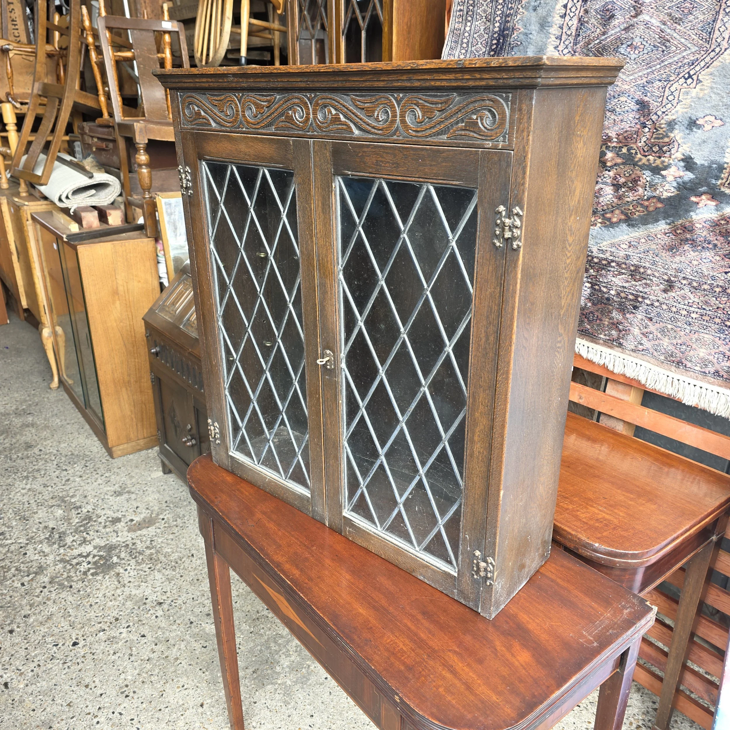 £29  - bookcase top no shelves