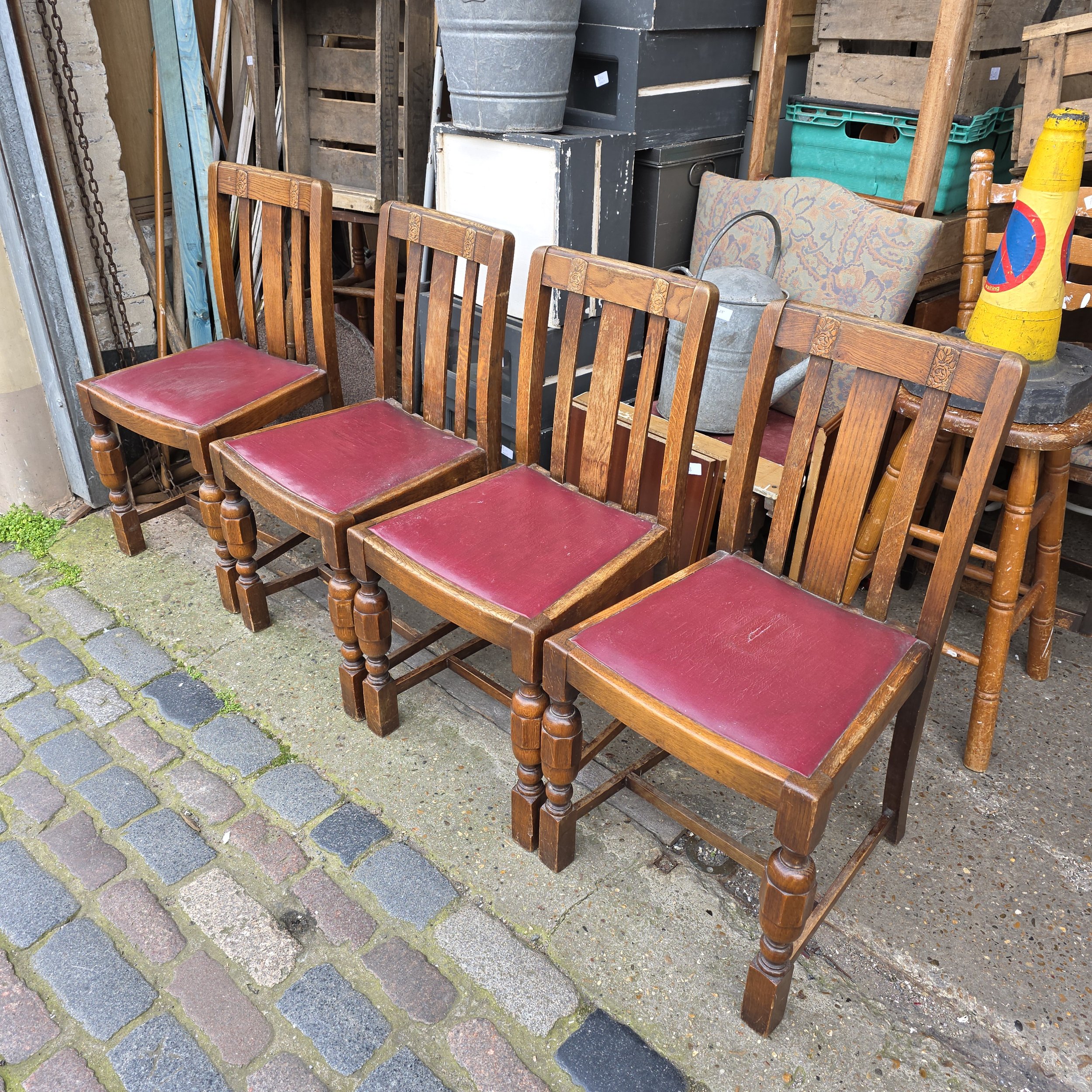 £70 - set of 4 oak dinning chairs