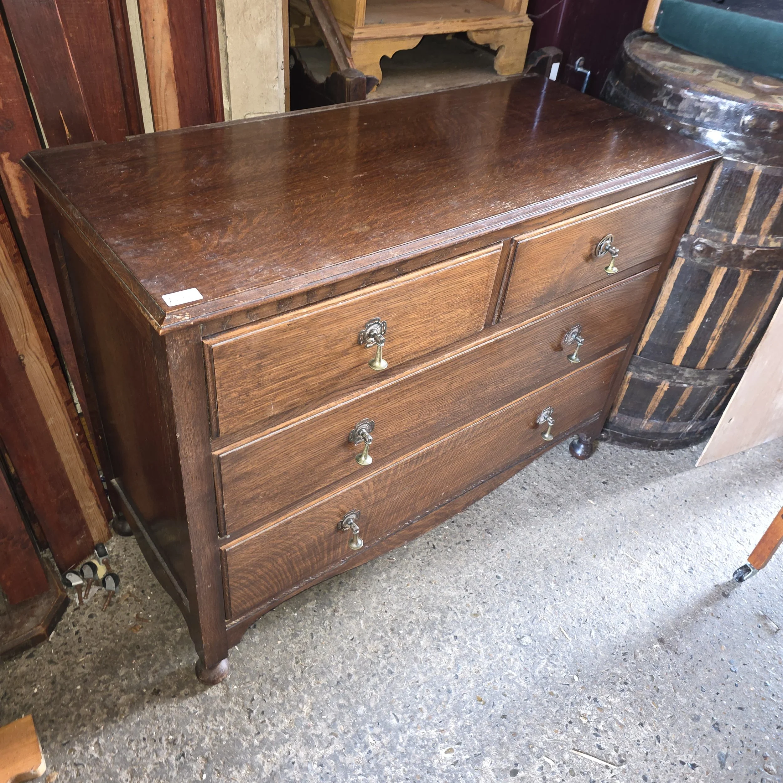 £80 - Oak chest of drawers -107cm wide 46cm deep 81cm high