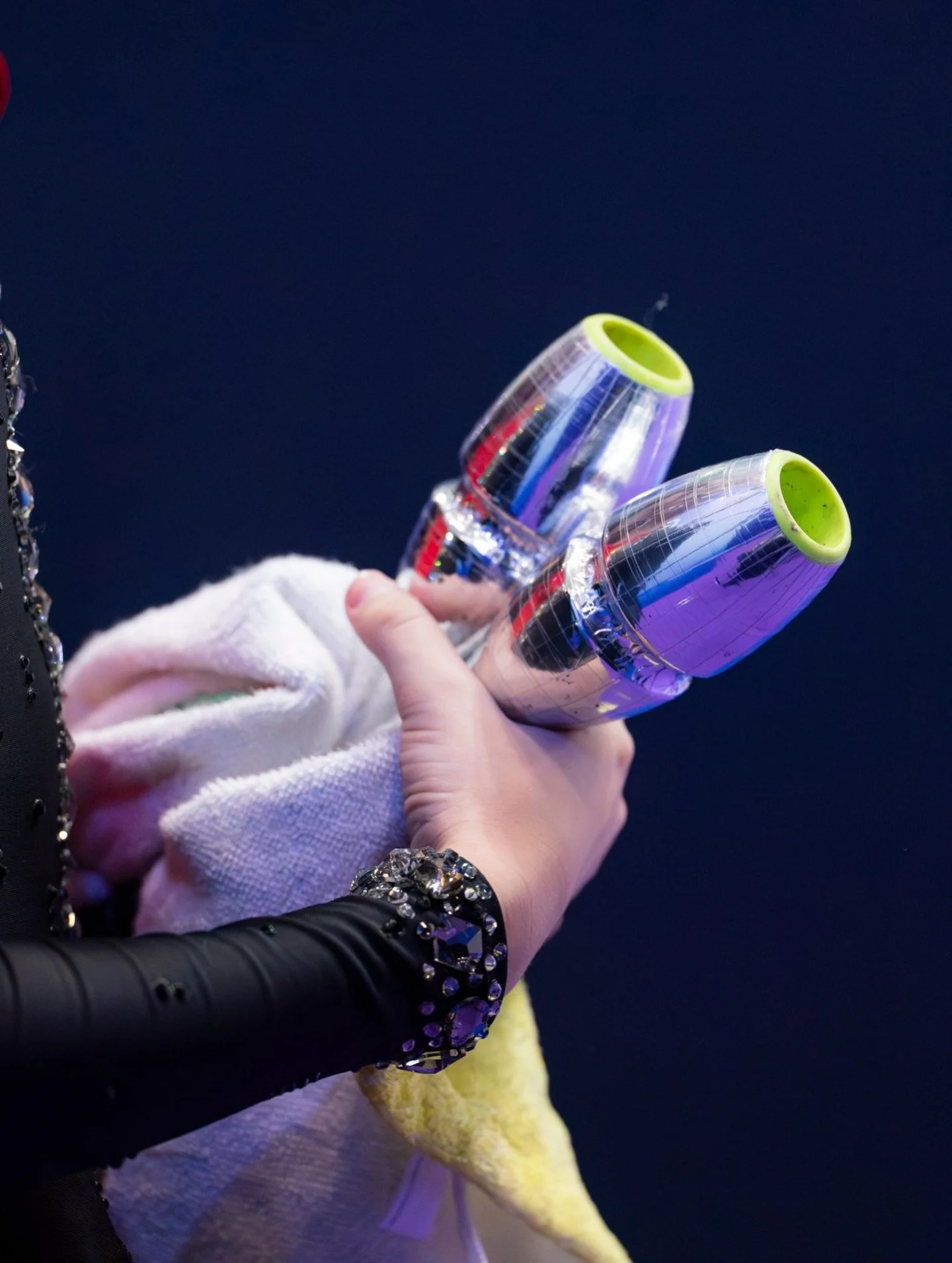 A minute before stepping onto the carpet. 💫 
 
No applause here. Just silence, a coach&rsquo;s last words, and a moment to gather herself. 
 
Eyes forward. Deep breath. And belief  in herself, in her routine, in the moment that&rsquo;s about to begi