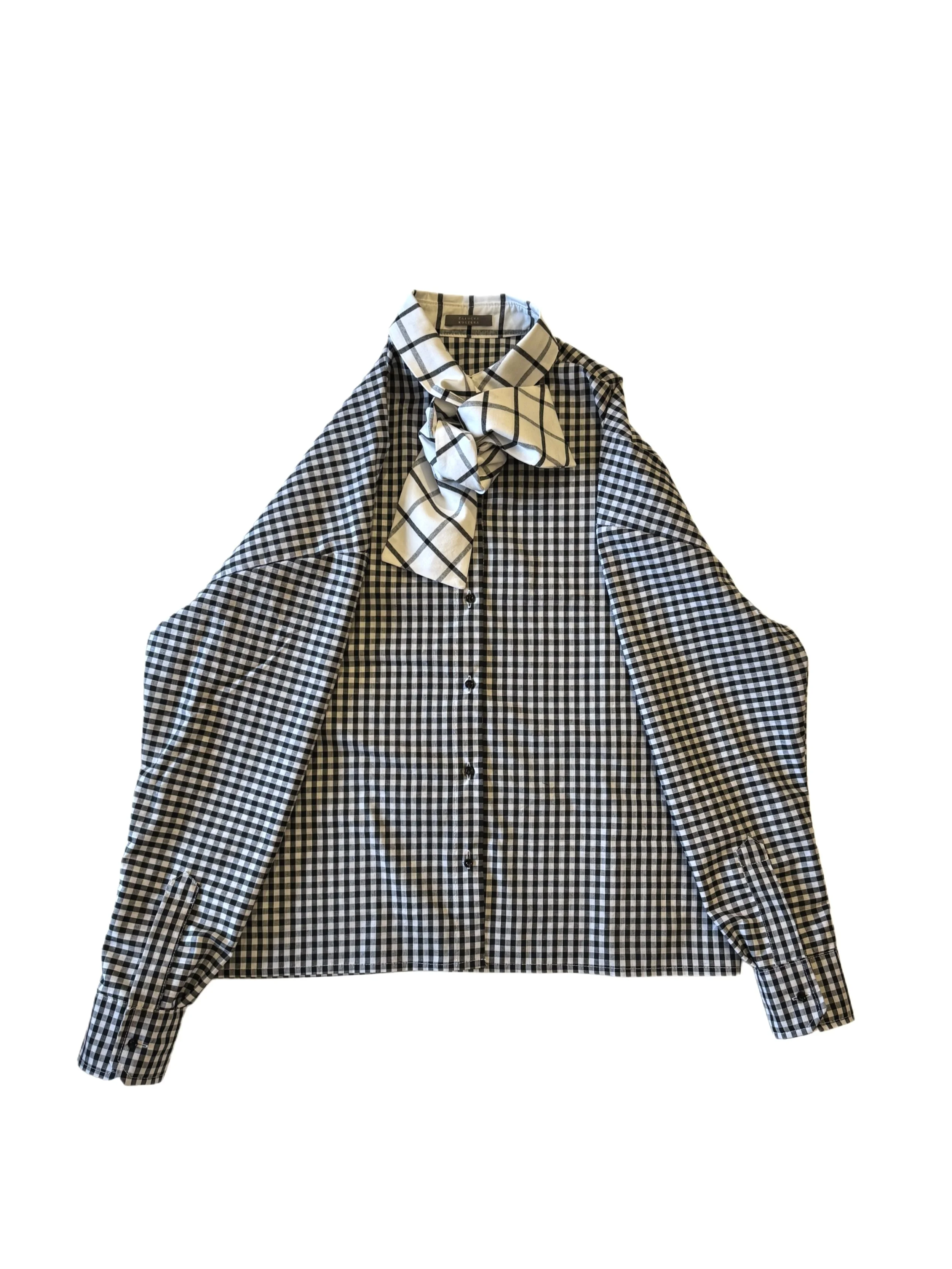 Luiza, Koszula w dwie kratki