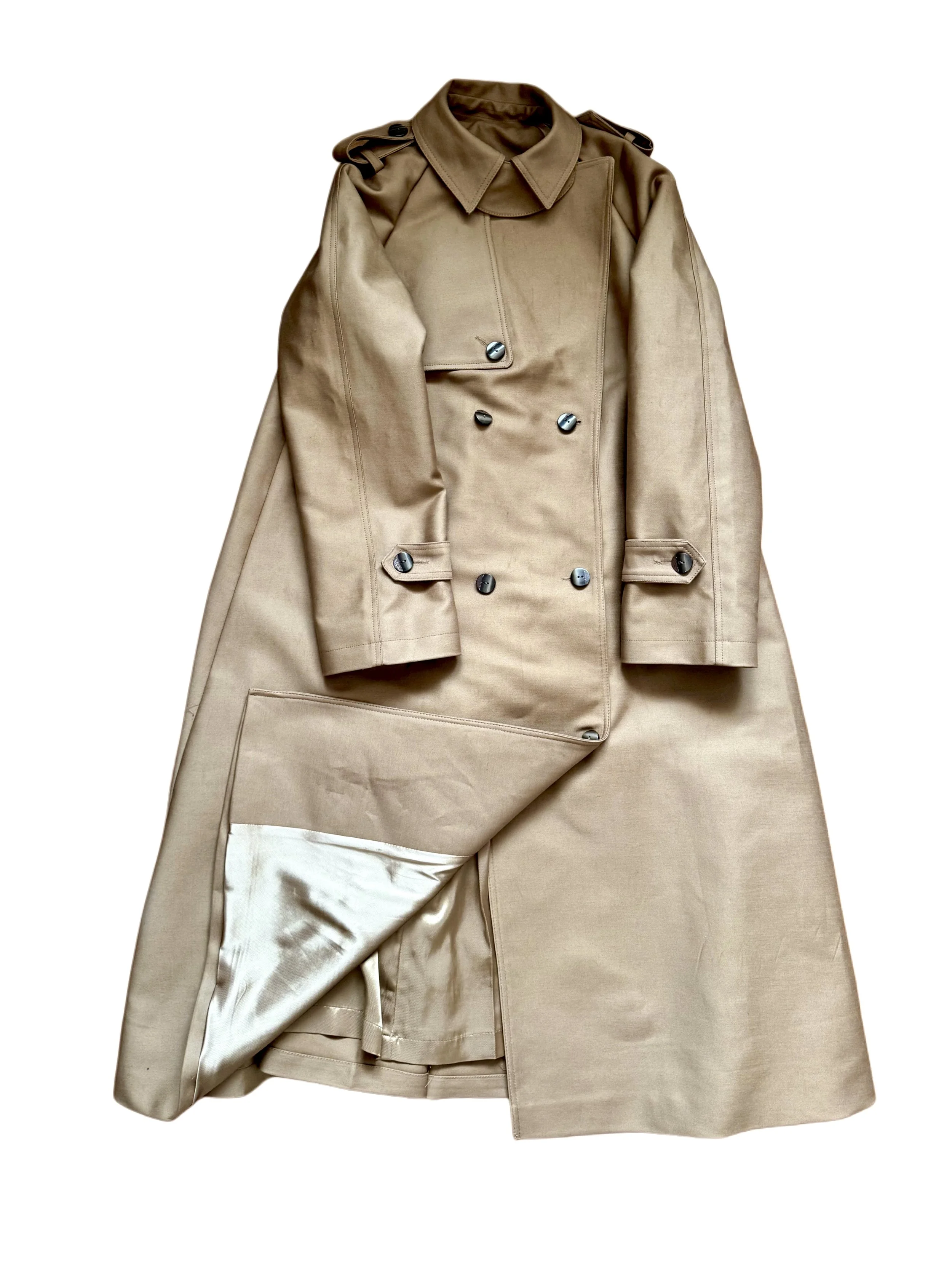 Reykjavik, elegancki trencz w kolorze ciepłego brązu