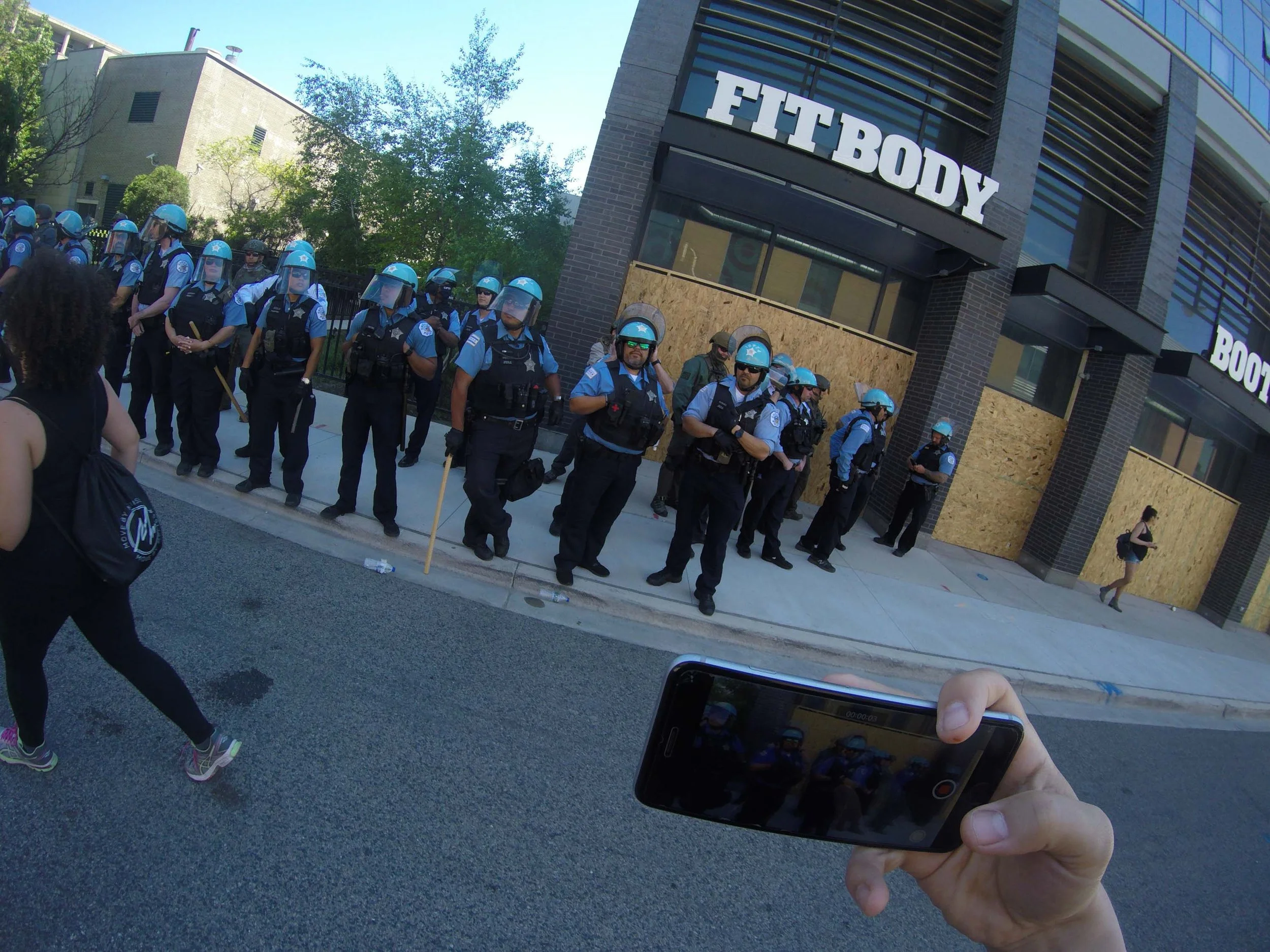 26_Update_200531_ChicagoPoliceProtestandRiot_FullResolution_Edit_Websitesize_169.jpg
