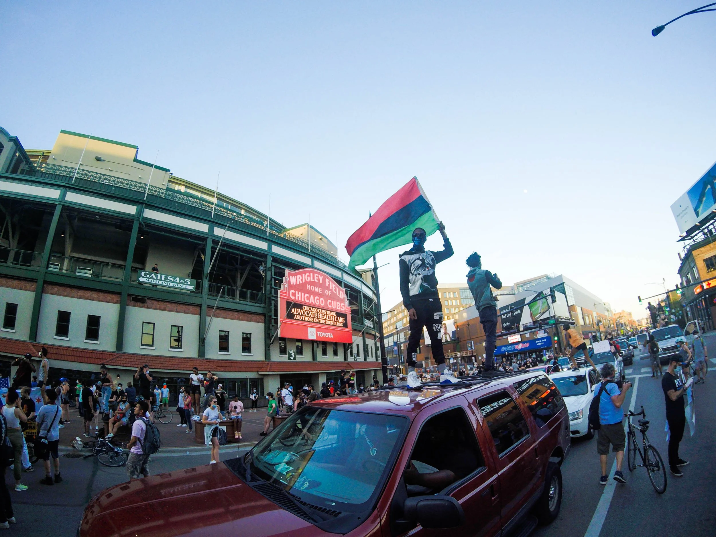 26_Update_200531_ChicagoPoliceProtestandRiot_FullResolution_Edit_Websitesize_137.jpg