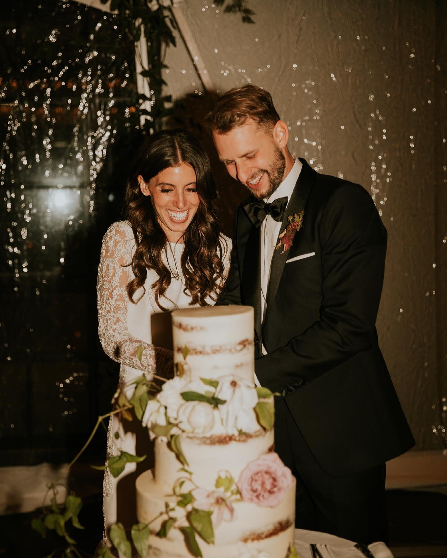 Just pure joy! ⁣
What a special moment @weddingsbynato got perfectly! @stregaflora with the gorgeous floral cake design!
⁣
Things escalated pretty fast over here, limited bookings available for 2021.  Hit us up to secure your date before it's too lat