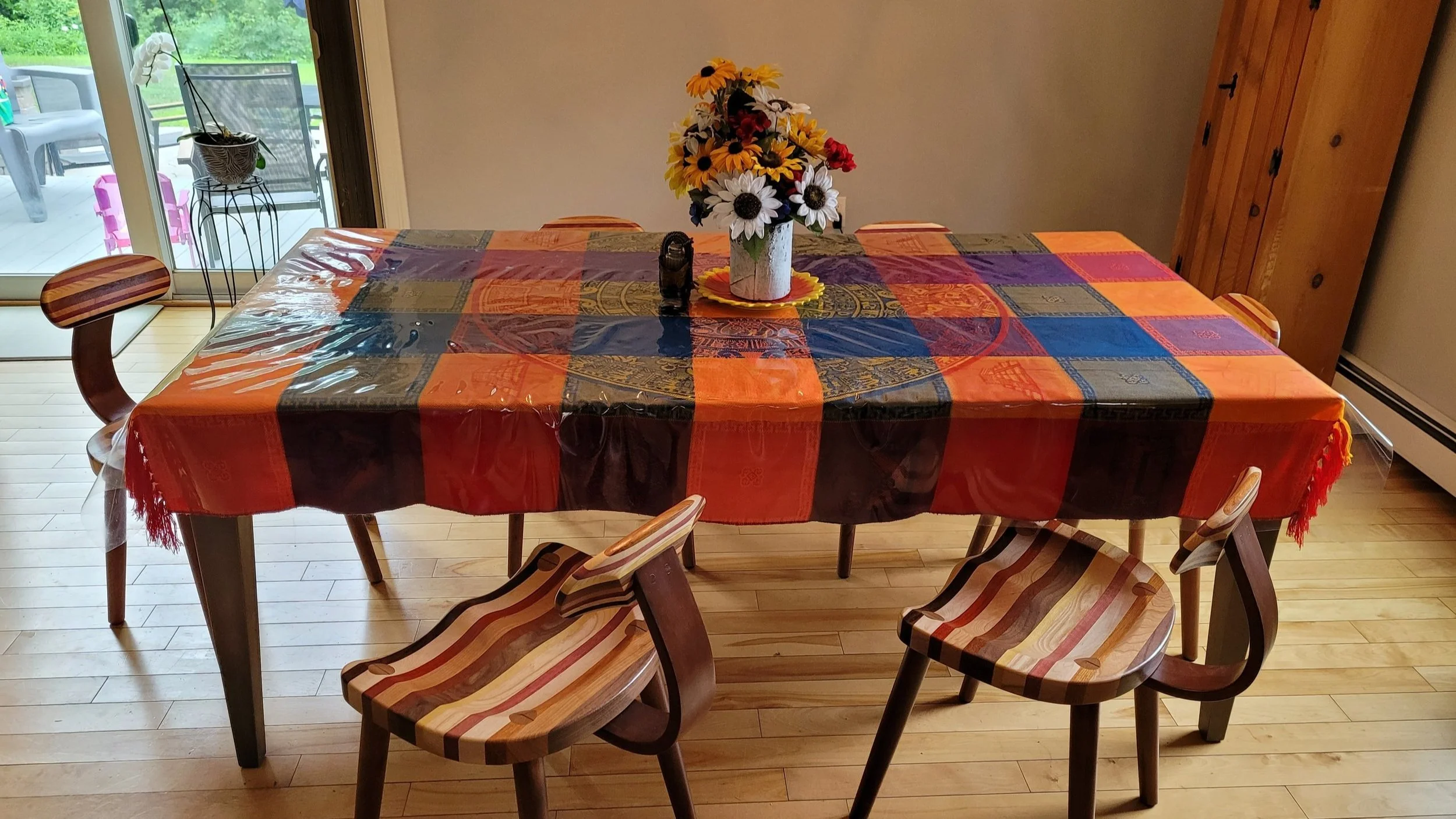 Finished+stools+and+Table.jpg
