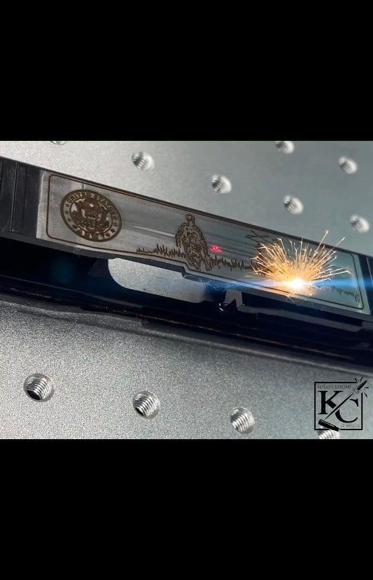 Engraving our artistic touch in everything we do. Check out what's new at the Orlando Gun Show this weekend! 🔥
#pistol #guns #pewpew #pewpewlife #instaguns #shootstraightflorida #shootstraight #floridagunshows #gunsarefun #glock #glockperfection #b