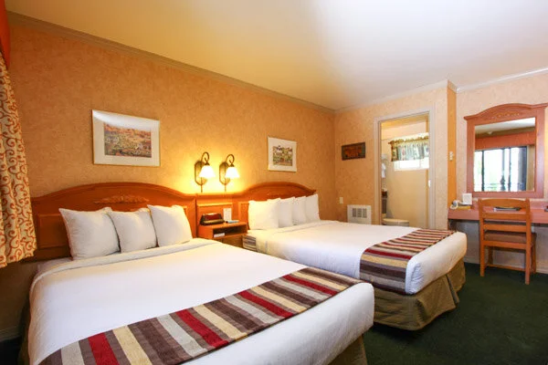 Pepper Tree Inn 22.JPG.jpeg