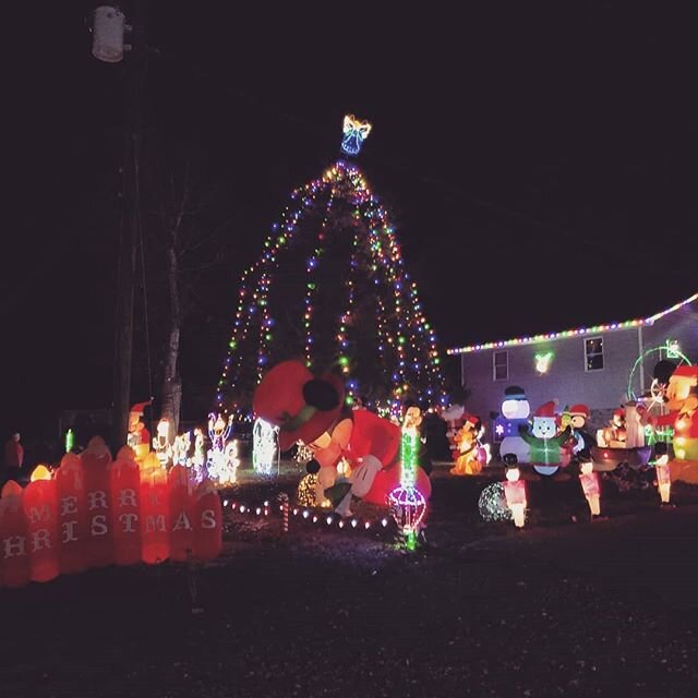 If anyone in Wilmington is looking for an amazing Christmas light display, this house on Beattrice St (off Melton Rd) is where you should go. It's absolutely incredible the amount of work they put into their display every year! Definitely worth it!
