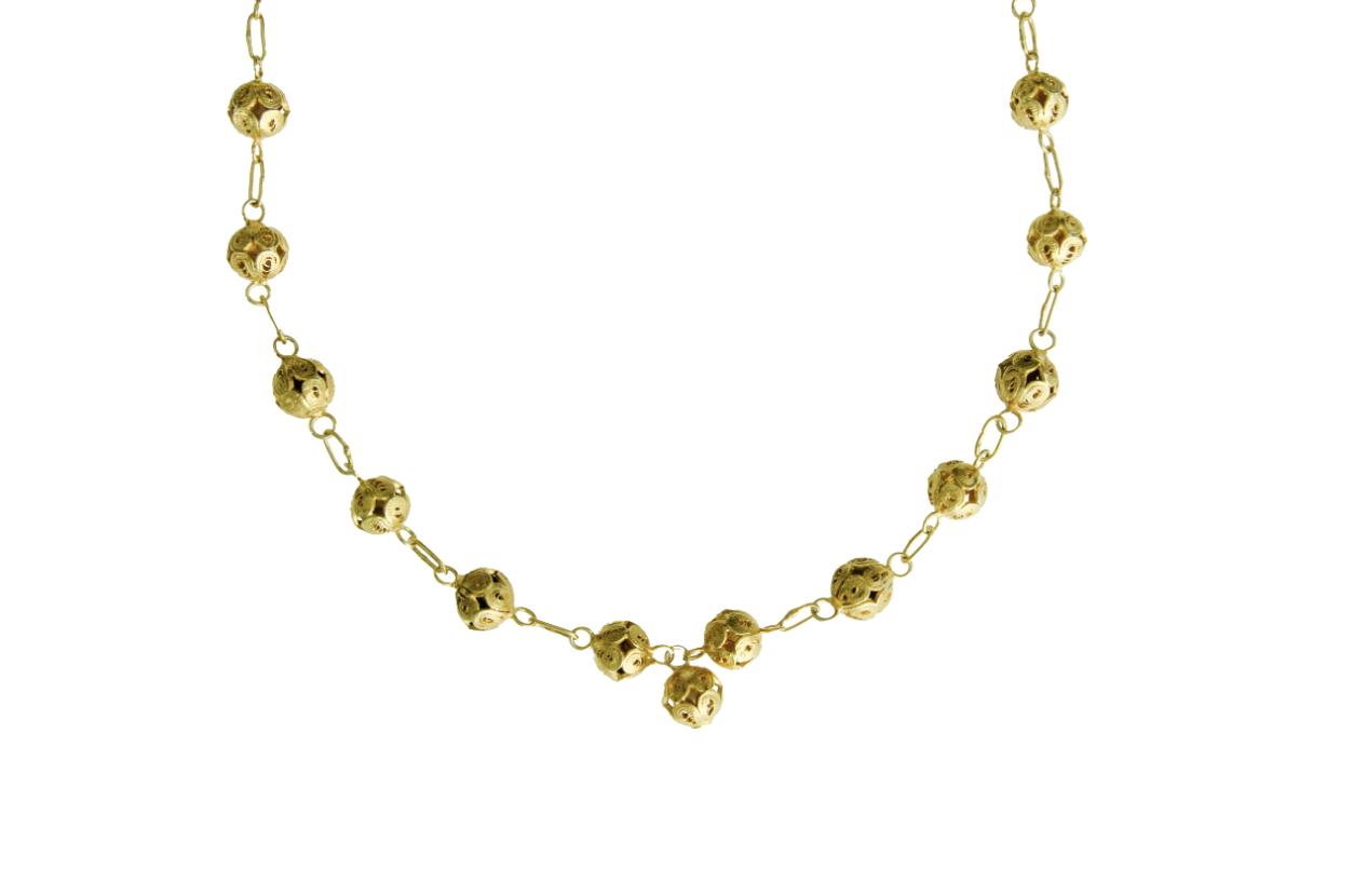 Savia Necklace