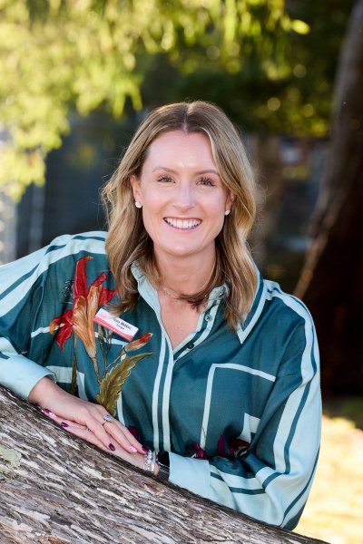 Watkins, Ilona.jpg