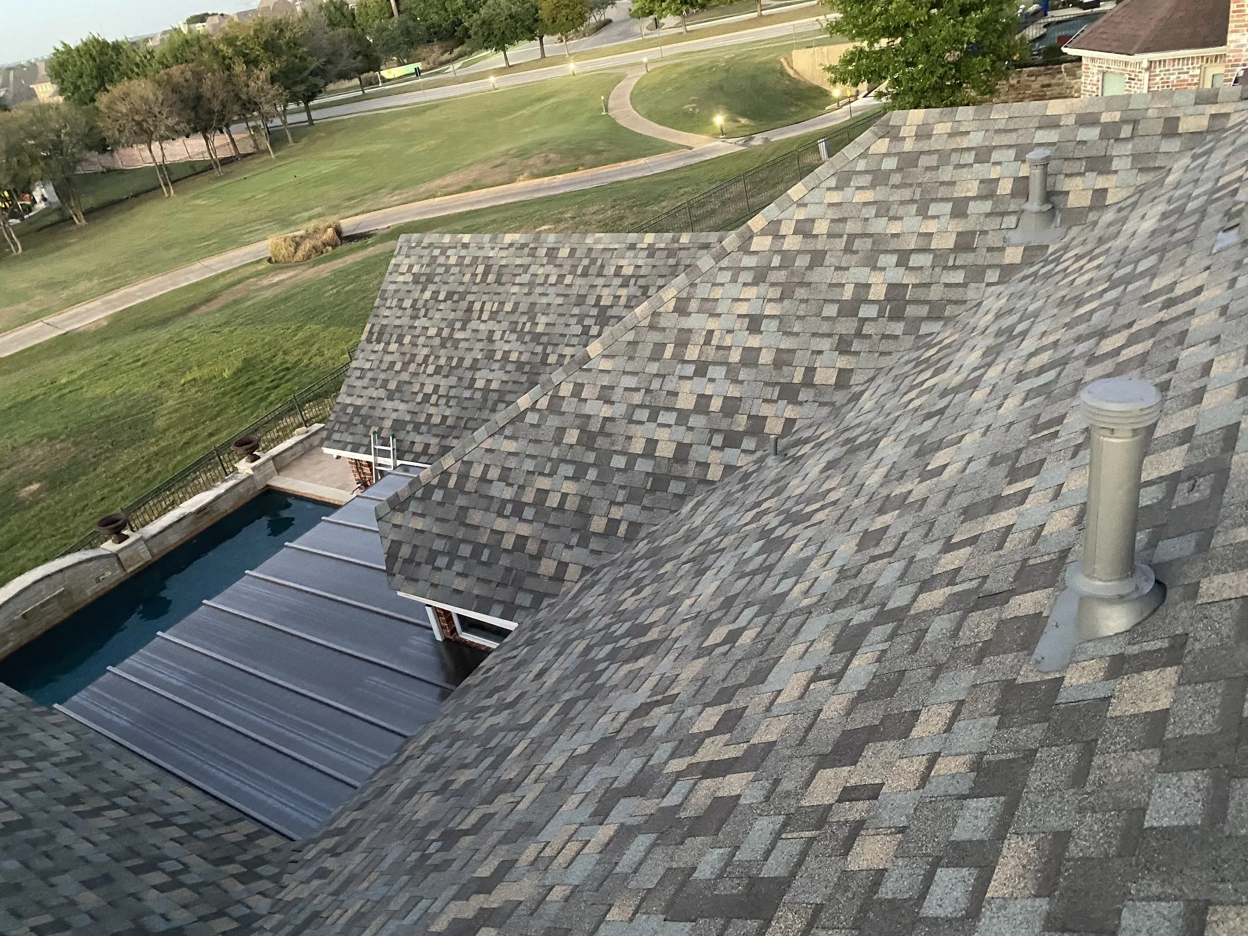 TE_TR_Roof6.jpg