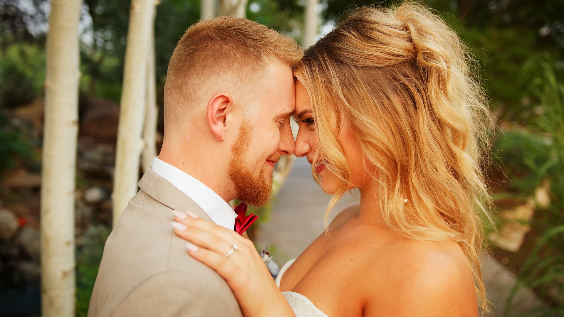 Gianna and Colton Thumbnail_1.1.3.jpg