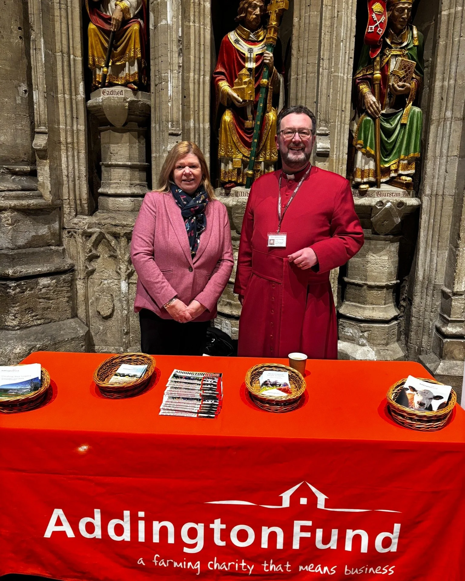 🔎Spotted at @riponcathedral's Plough Sunday Service 🚜

Grants and Office Coordinator Tina Price attended the service on Sunday 11th January to celebrate the vital contribution of British farmers to feed the nation.

Thank you to the @stephencottrel