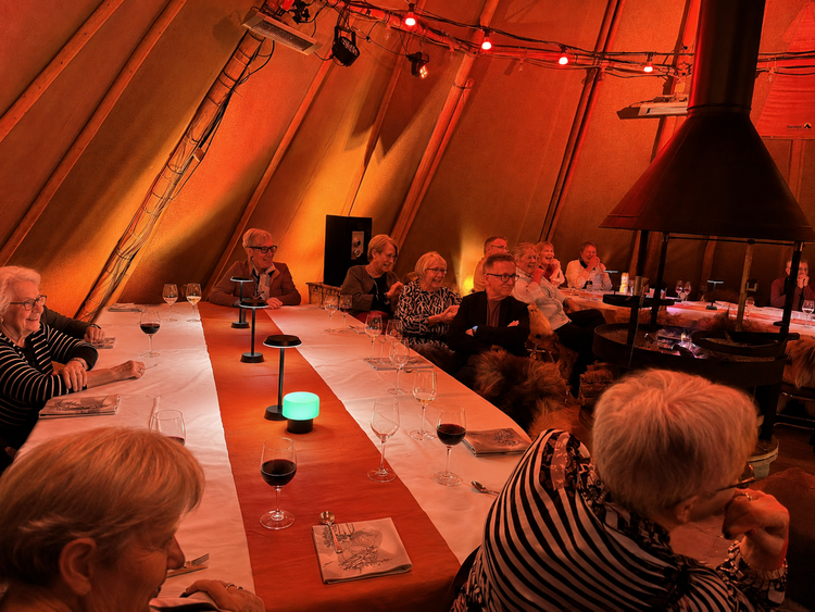 afterwork i lavvoen på Dolmsundet