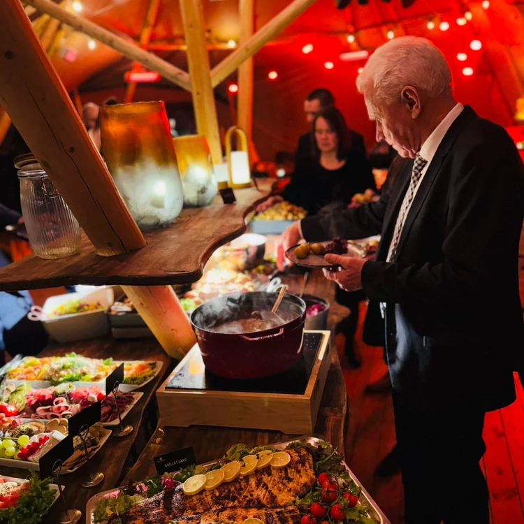Julemat og buffet på Dolmsundet