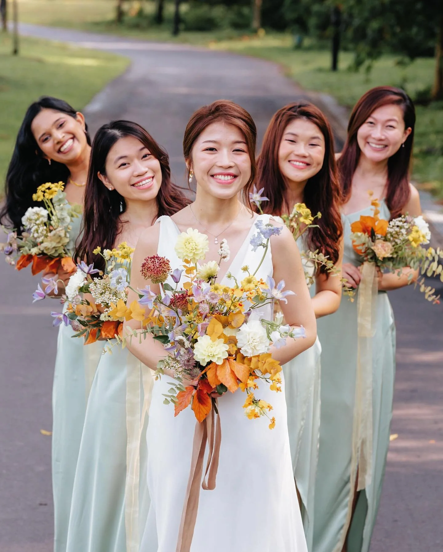 To all the strong, beautiful, kind women who uplift us in the big and small ways, happy international women&rsquo;s day! 

Carrying on with playing around with orange, just this time in an autumnal palette for Yvonne &amp; Ferron&rsquo;s big day. 

S