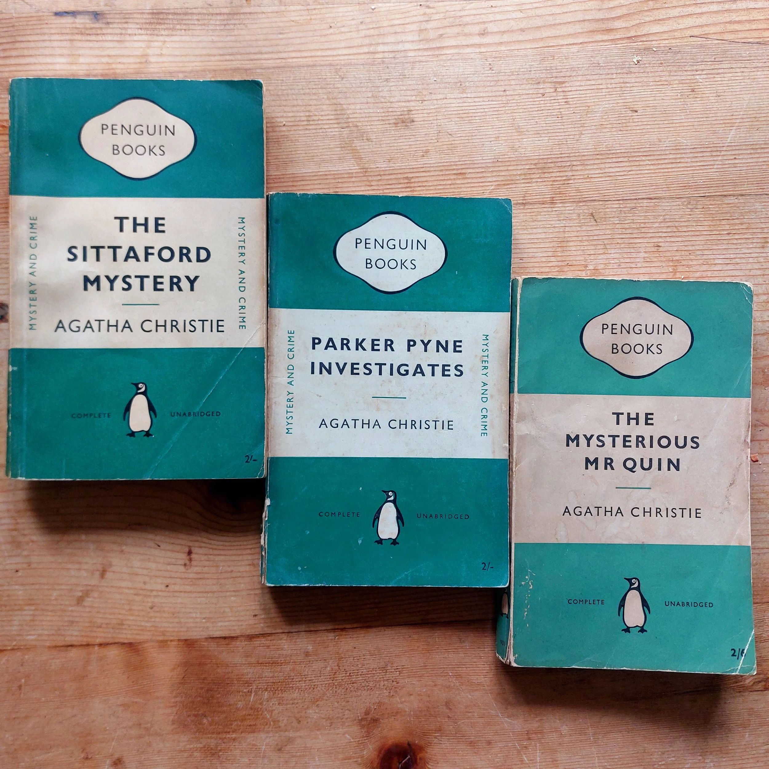 Agatha Christie Penguin Crime Book Bundle
