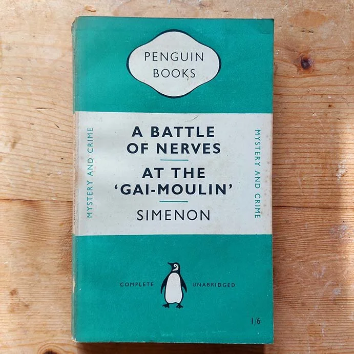 A Battle of Nerves / At the 'Gai-Moulin'