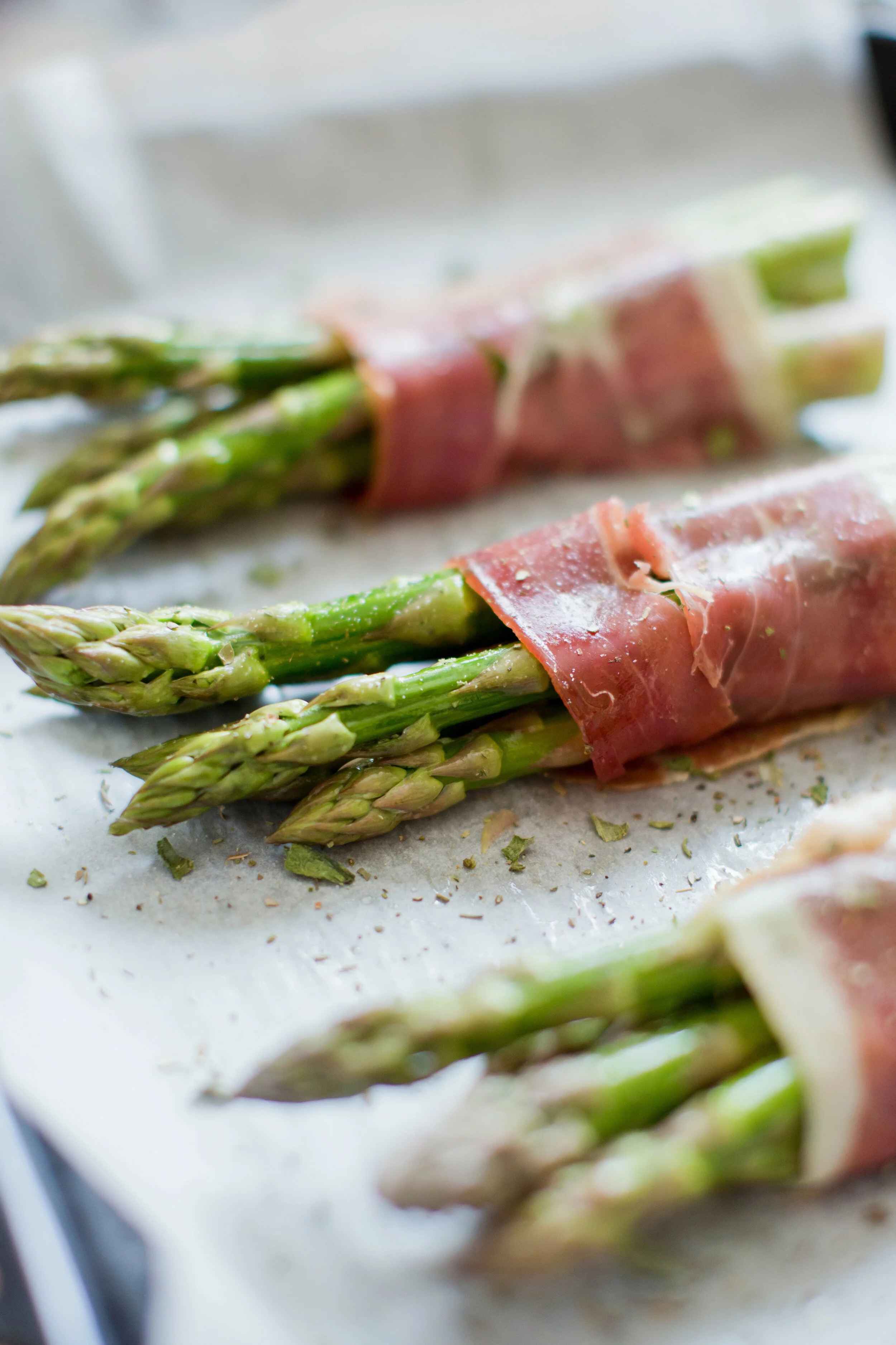 269677884 prosutto asparagus.jpeg