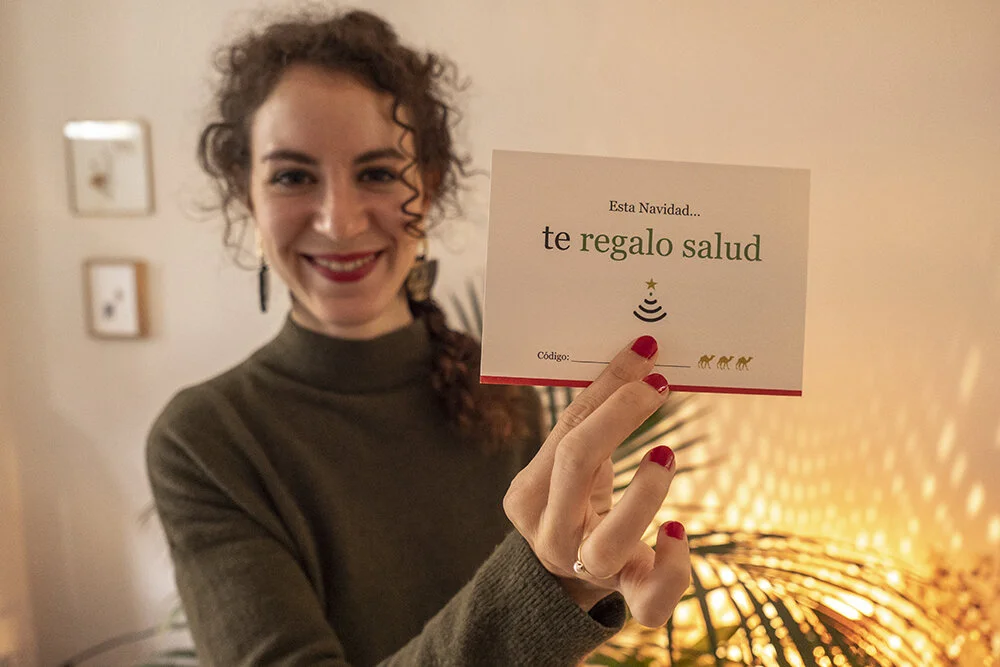 Tarjeta Regala Salud en Navidad de Come Con C.jpg