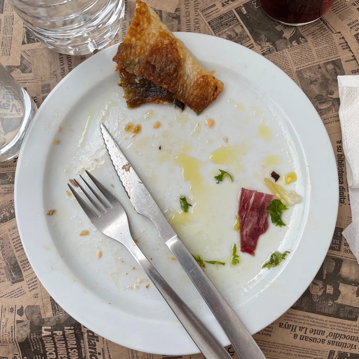 Salmón a la plancha devorado