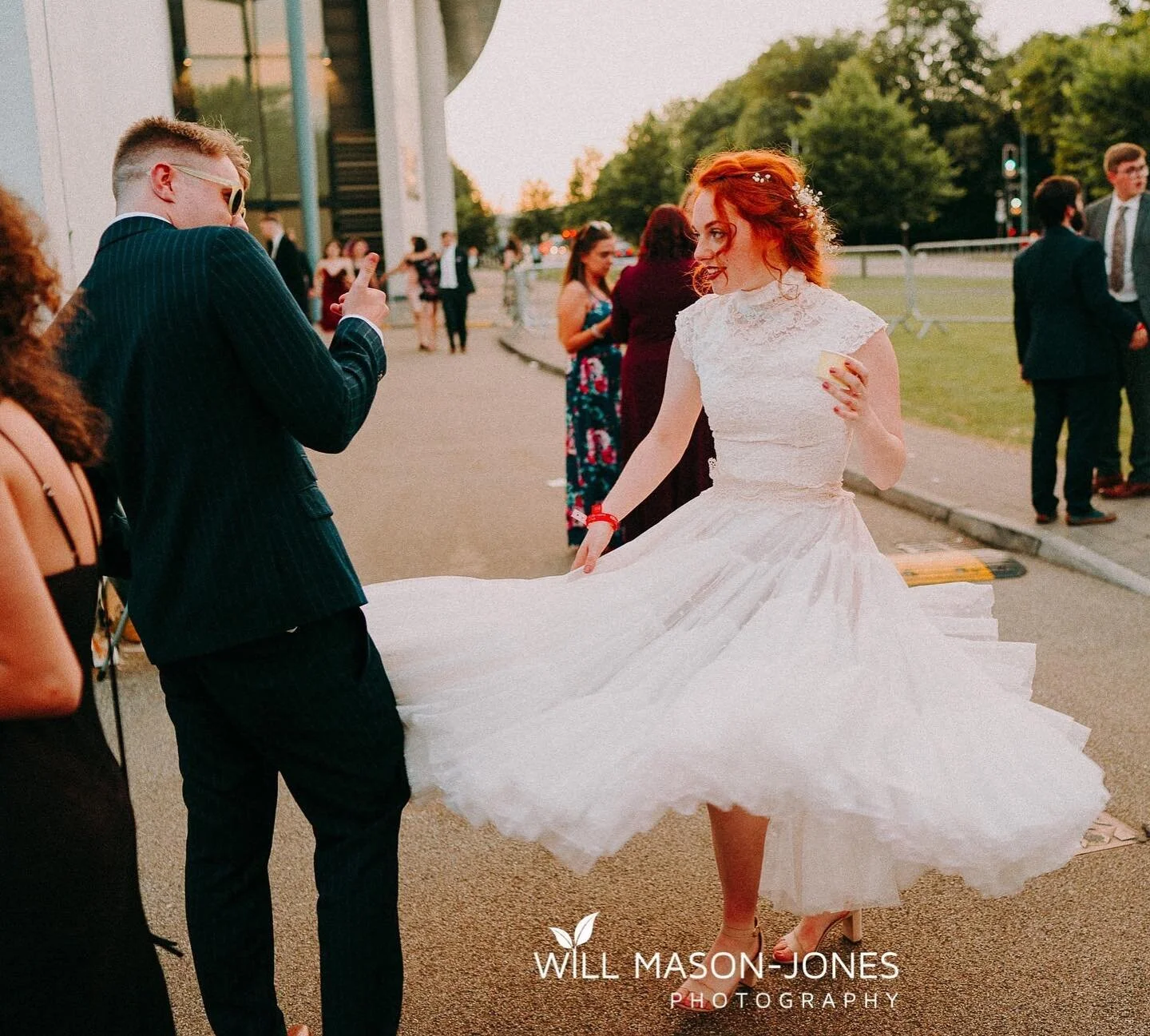 Sad I couldn&rsquo;t celebrate with my friends this year but I&rsquo;m sure one day we will, so just posting last years summer ball pictures and feeling sentimental. 
Also walked around the whole evening in a designer dress created by @nikitaverboon 