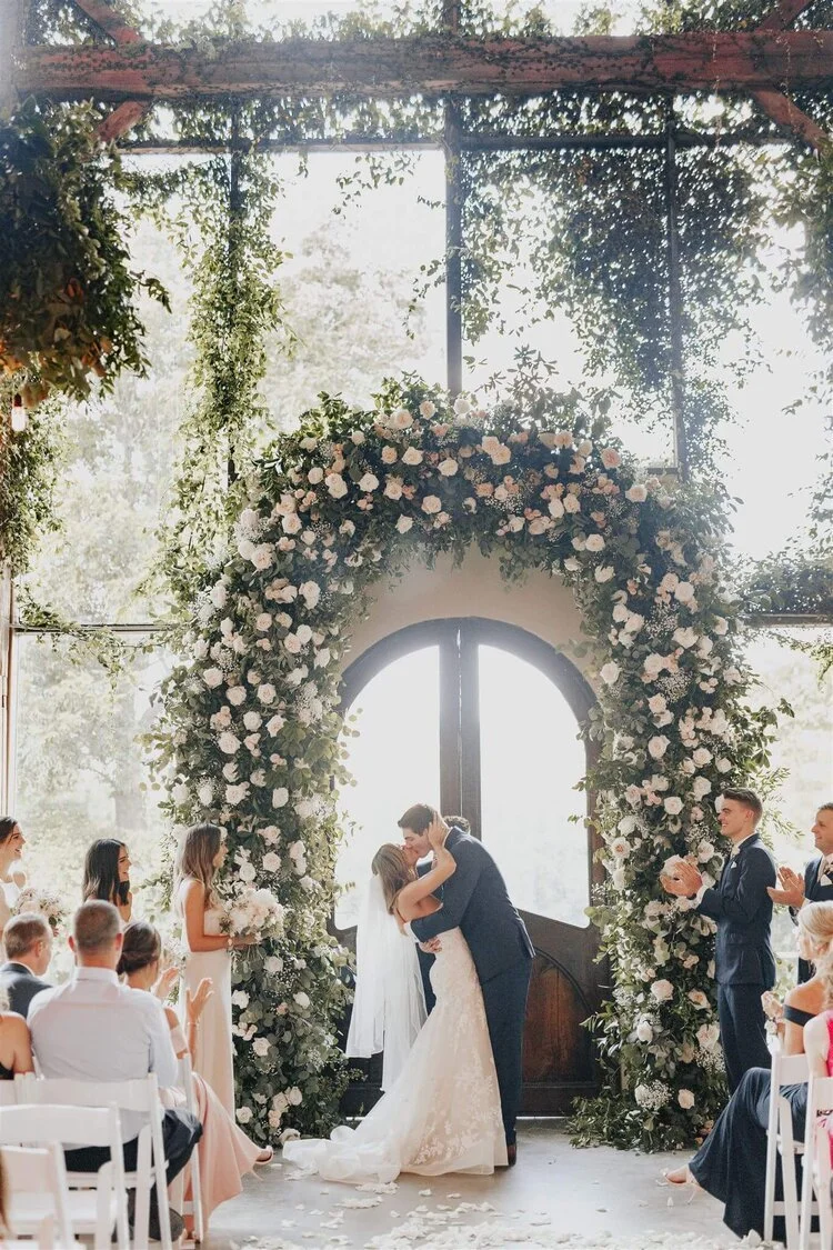 Romantic+Floral+Wedding+Arch+Wedding+Austin+Texas.jpg