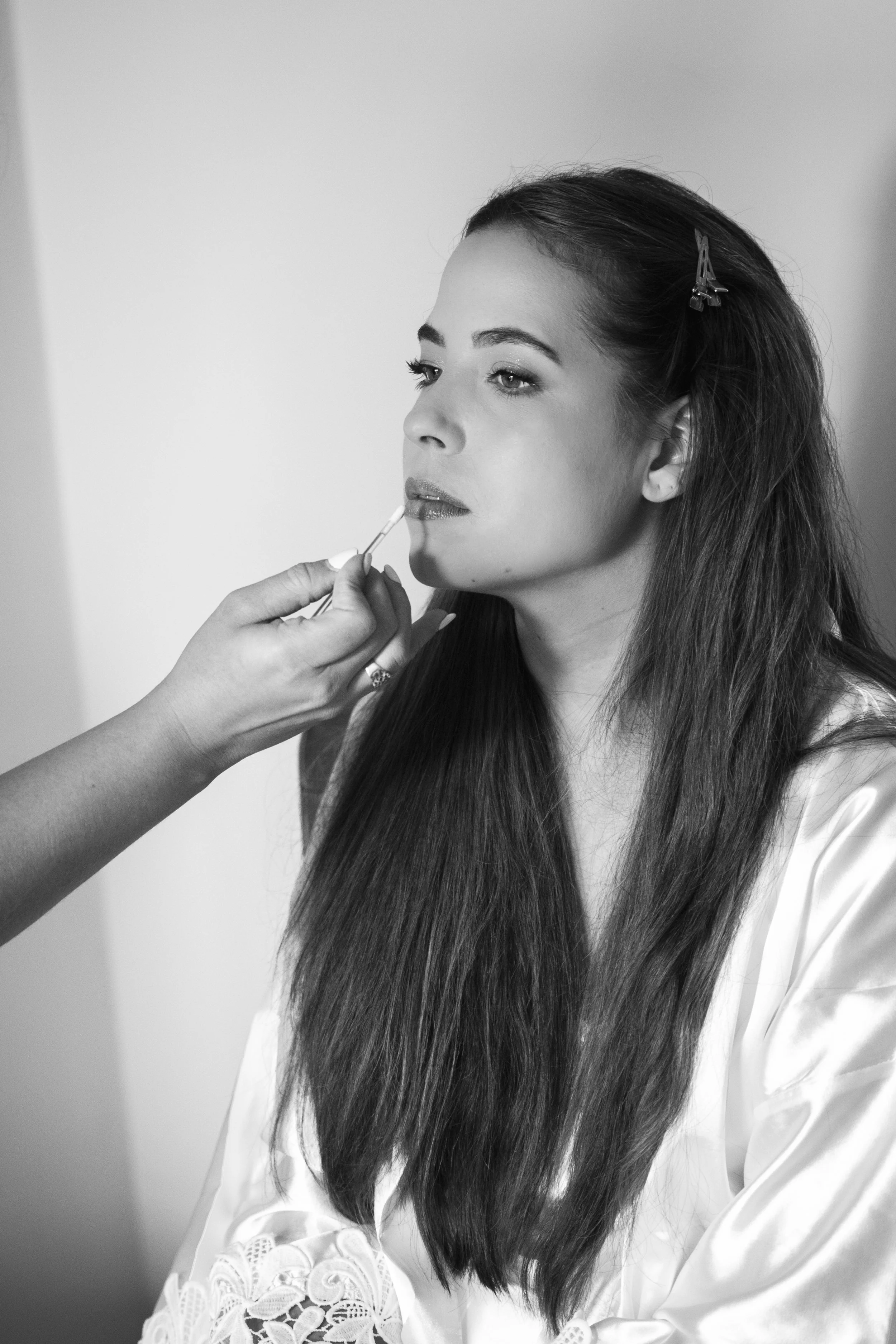 2026-05-23_Andrea-Vladimir_3-Bride-Getting-Ready-17.jpg