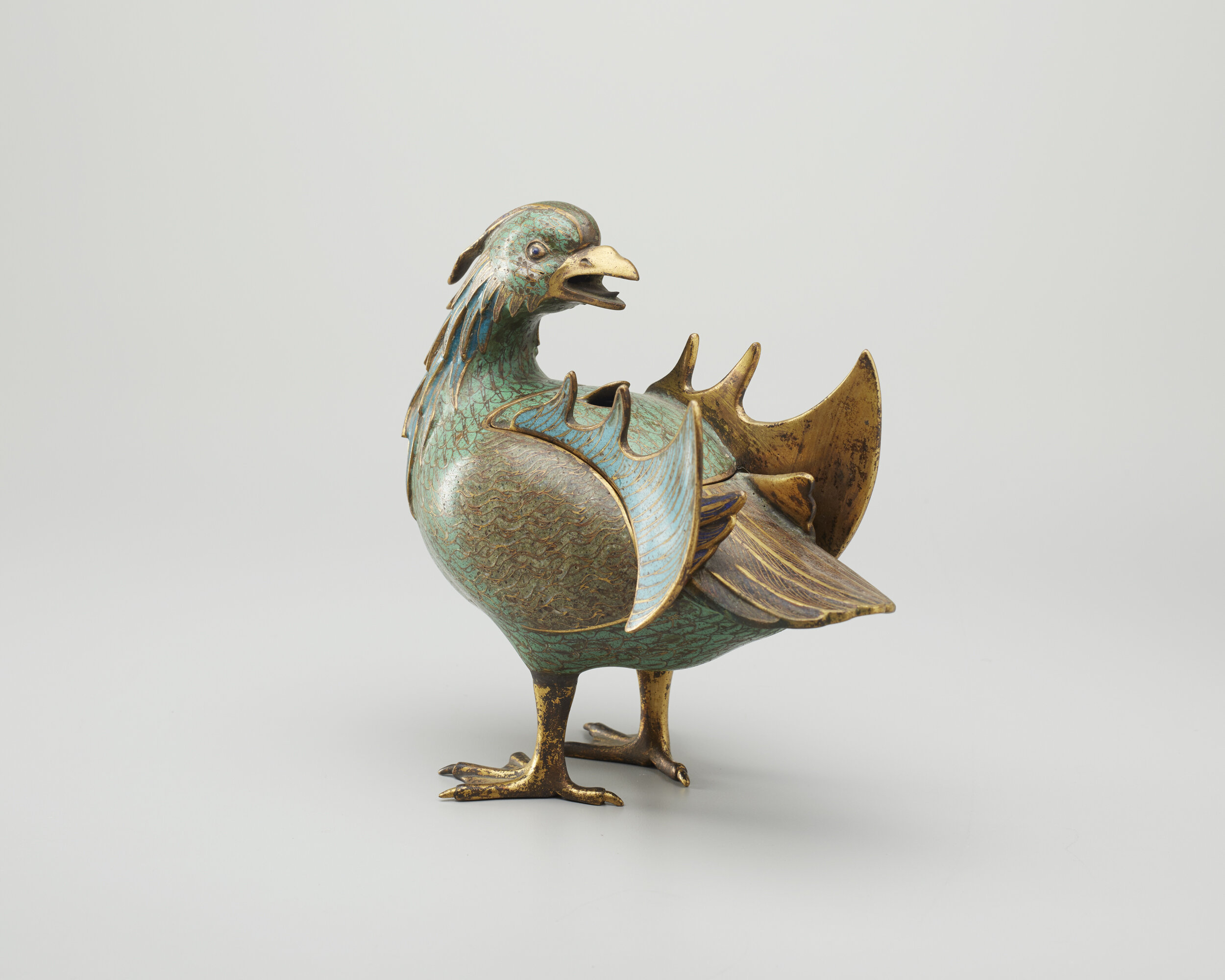  China, unknown artist (Chinese), Bird-shaped incense burner, Ming dynasty (1368-1644), cloisonne enamel on metal, 7 1/2 in x 7 3/4 in x 4 in, Collection of Richard Louis Brown. Image courtesy Portland Art Museum, Portland, Oregon, L2017.19.16 