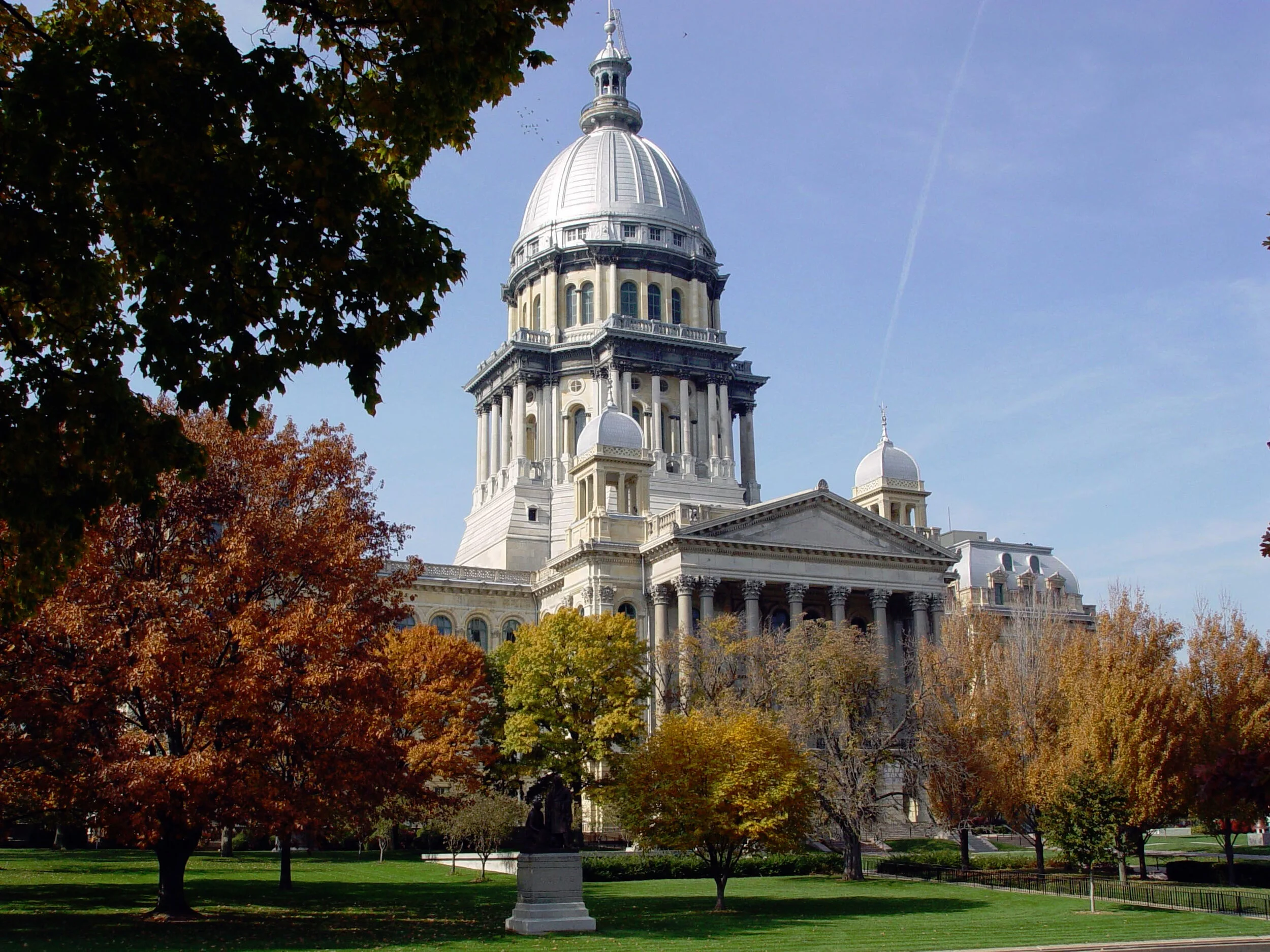 Illinois state capitol.jpg
