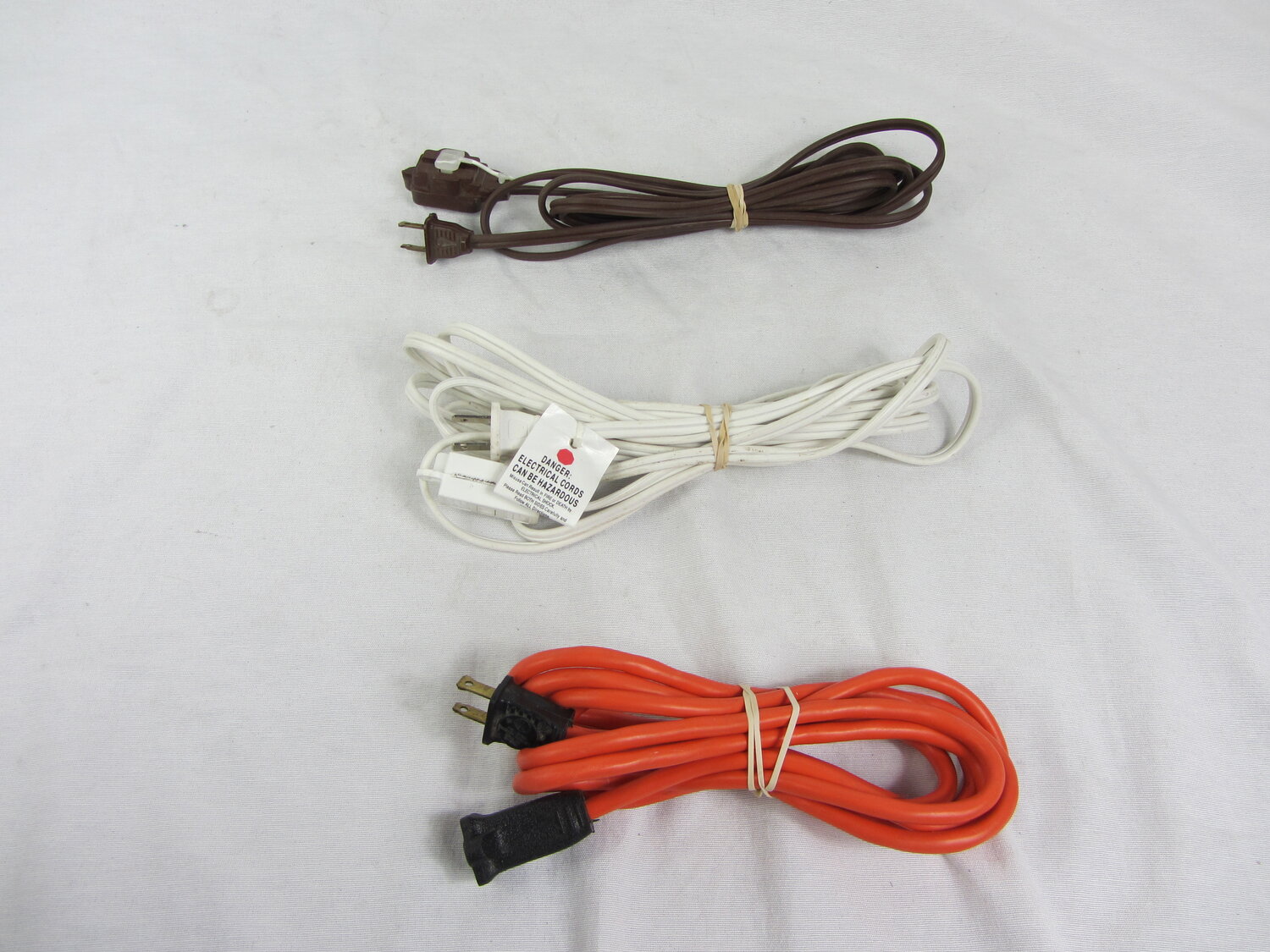 hver Bred rækkevidde arm Extension Power Cord (Two Prong) — Free Geek Twin Cities