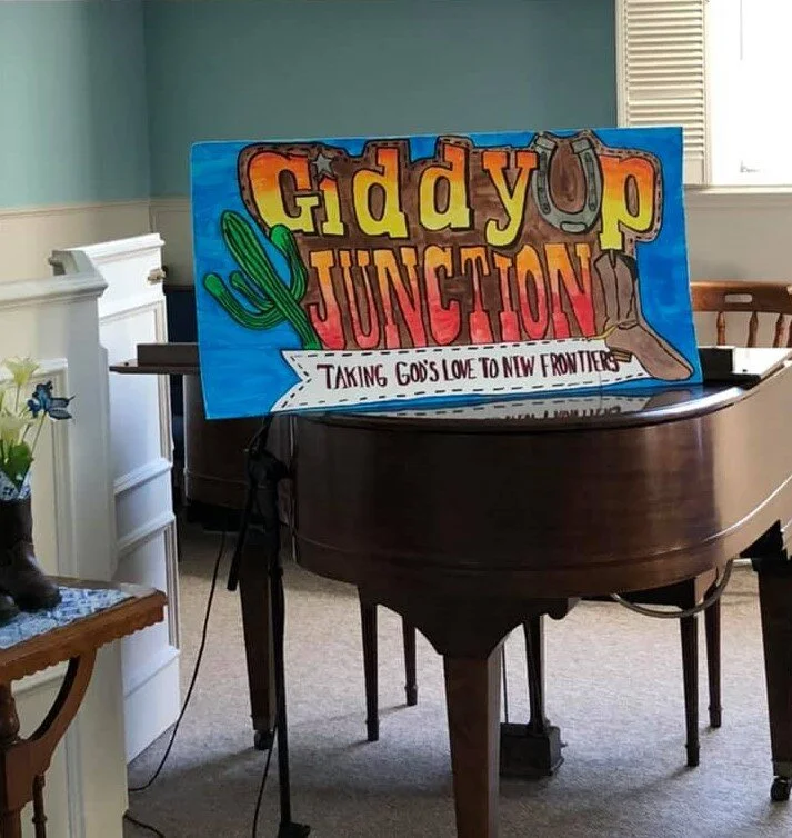 Giddy Up Juncton 02.jpg
