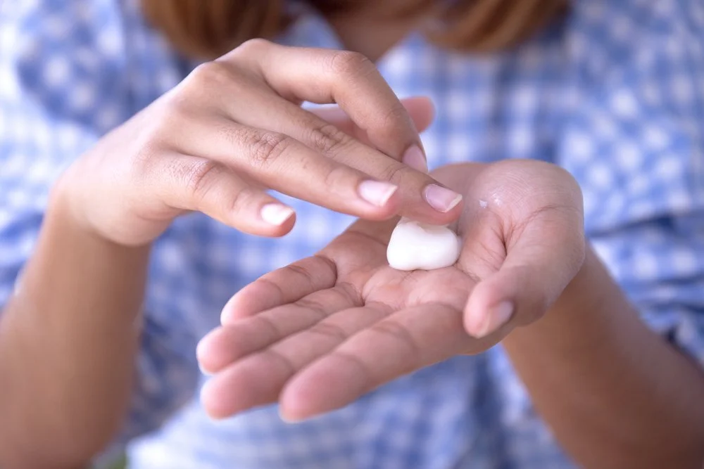 Caring for Your Winter Dry Hands