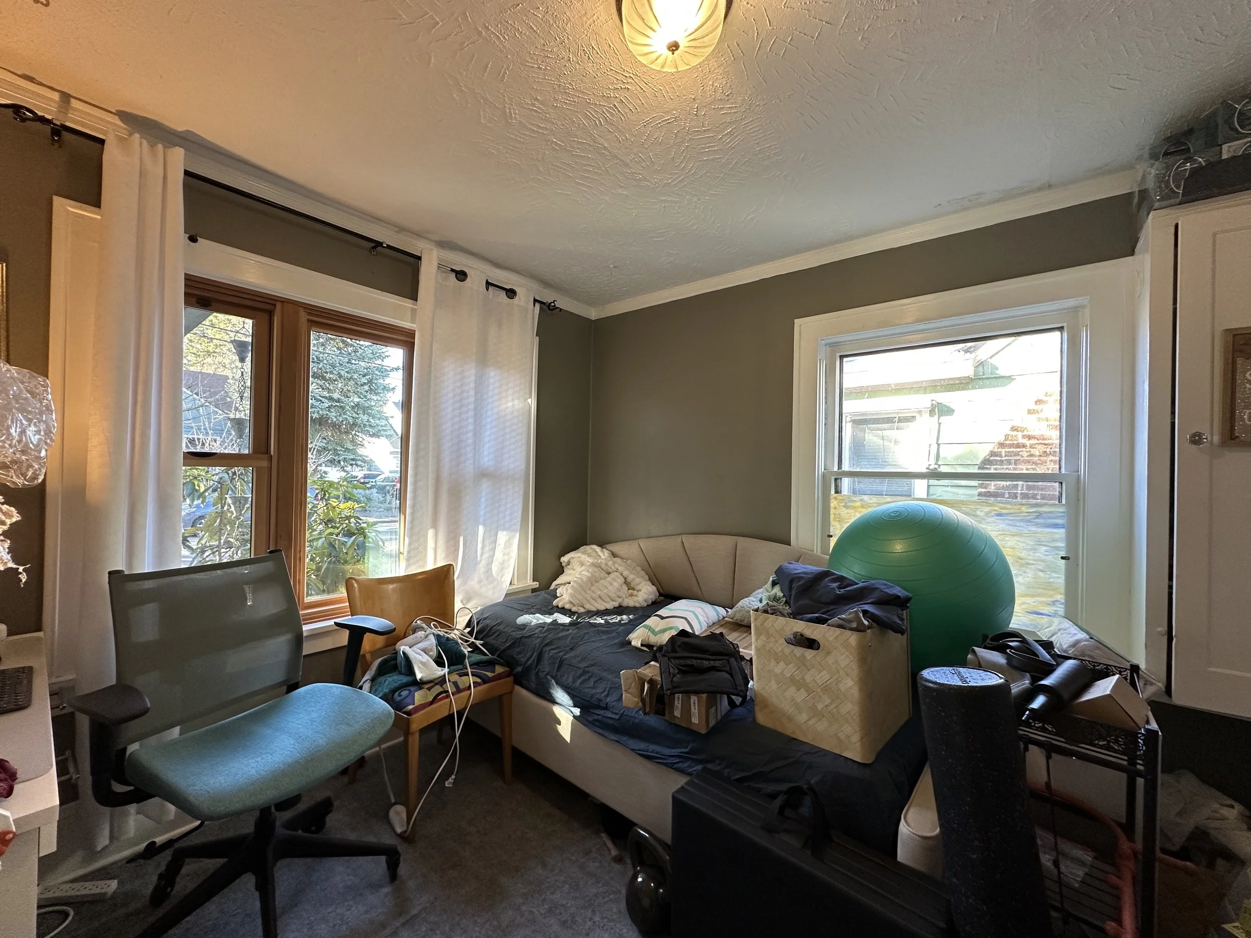 bridget second bedroom.jpg