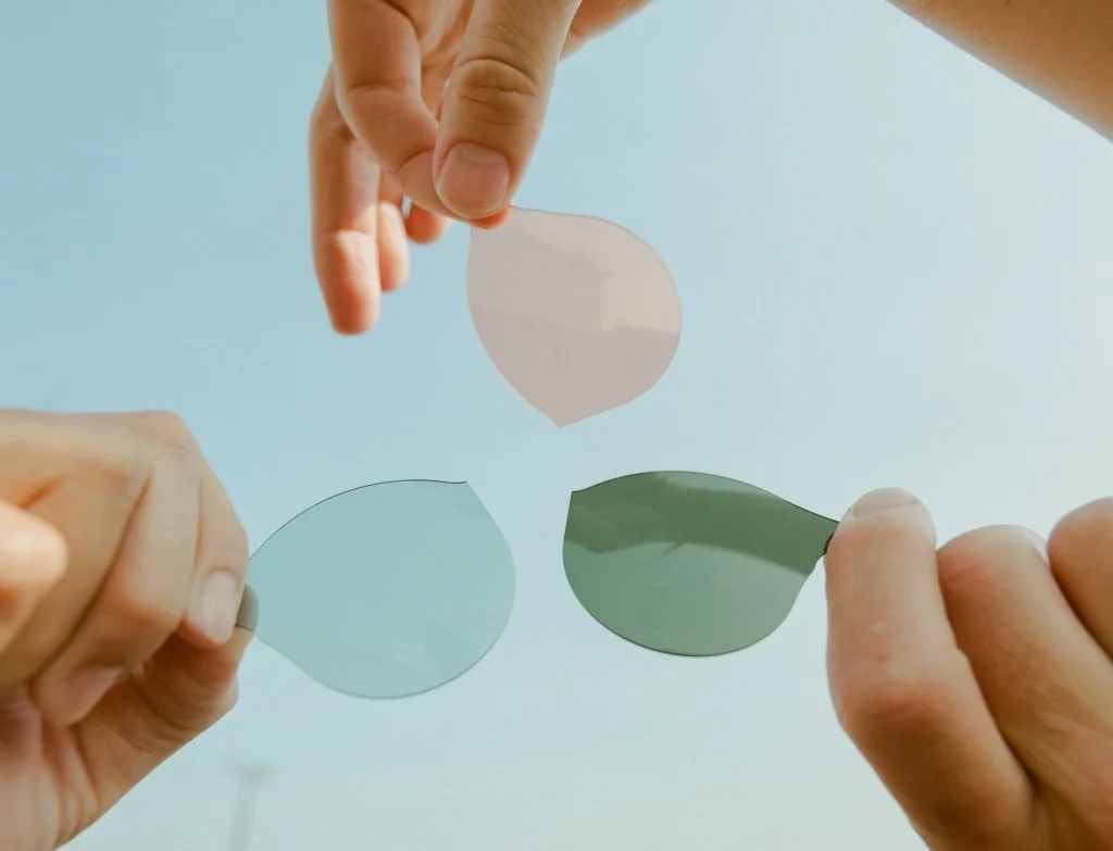 Lens Colors for Driving: Daylight, Glare, and Tint Choices