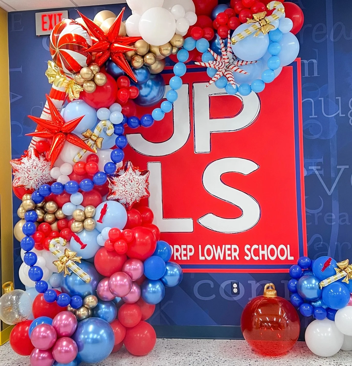 @jplowerschool is ready for Christmas 🎄🩵🎄🩵