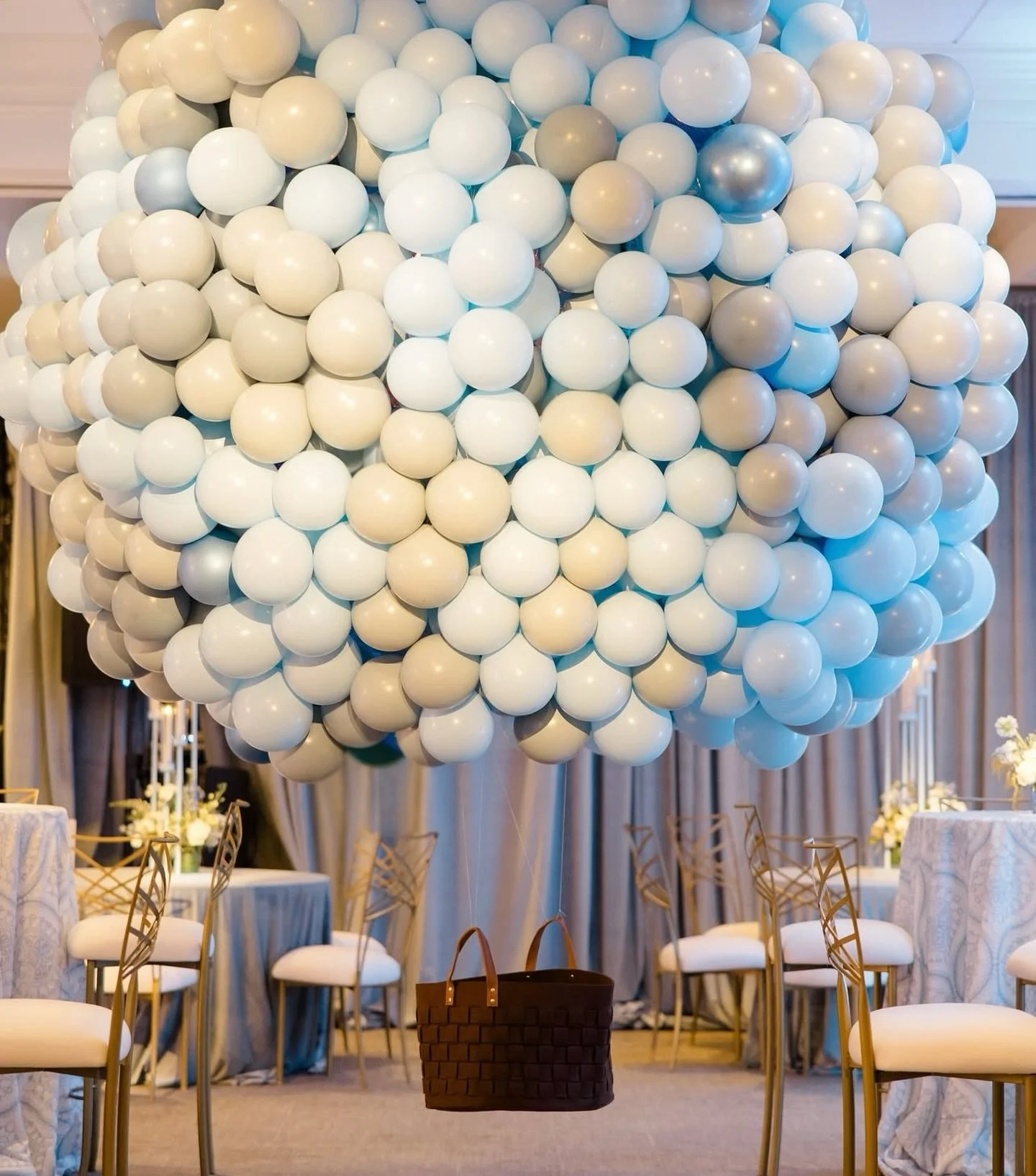 Cheers to what&rsquo;s next in 2026 🚀
Fun fact: one time I missed an email and traveled to Nashville for a canceled Drake concert 

📸 @lindsayottphoto 
Planning &amp; Design: @gavinsnyderevents