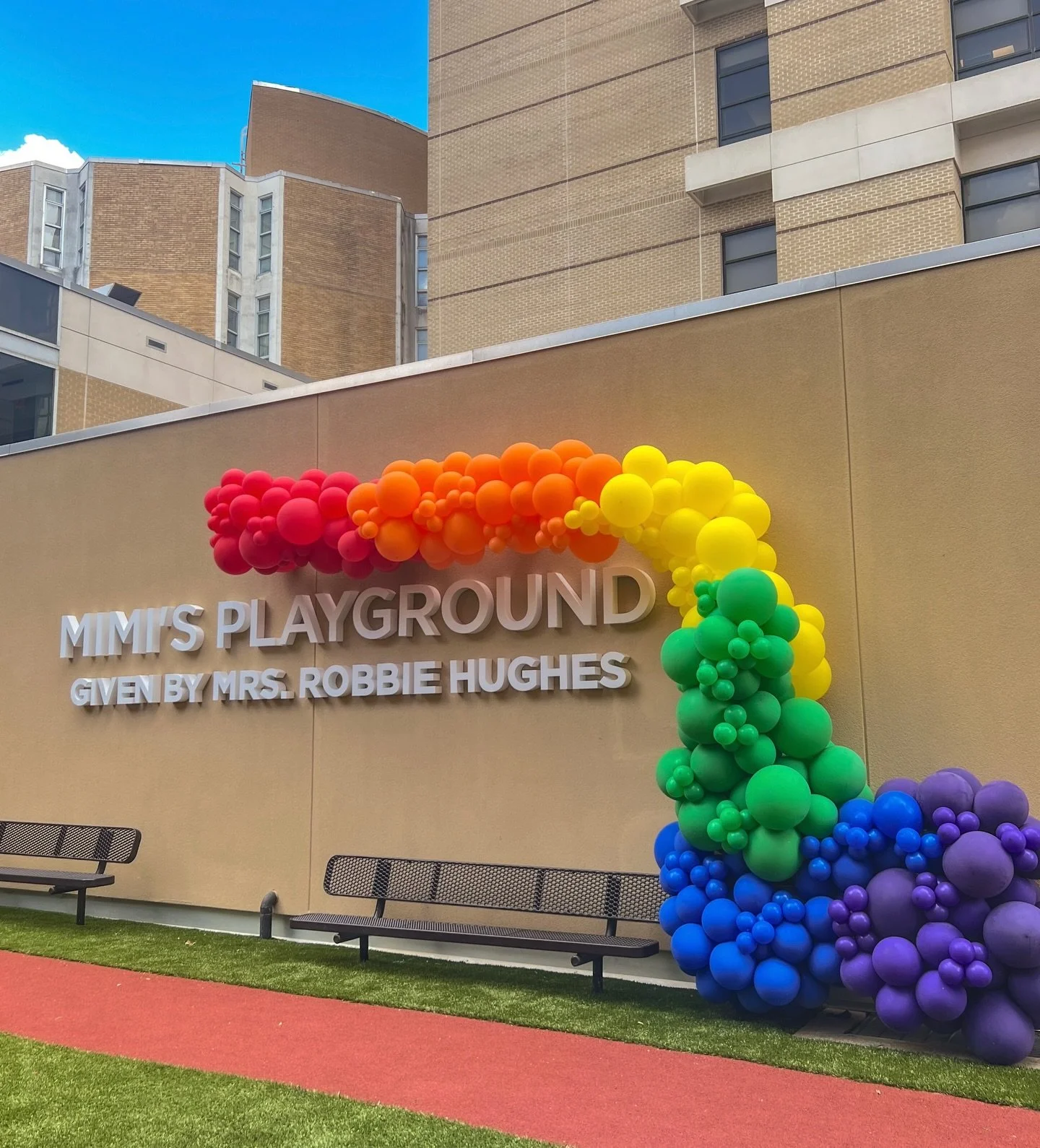 It&rsquo;s giving crayon box&hellip;. in the best way possible 🌈☀️