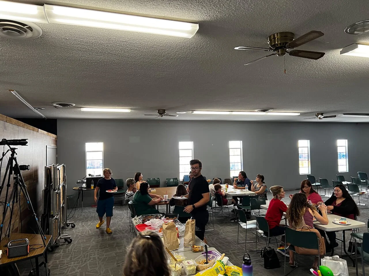 2 The-Table-Naz_Mesa-AZ_Fellowship-potluck.jpeg