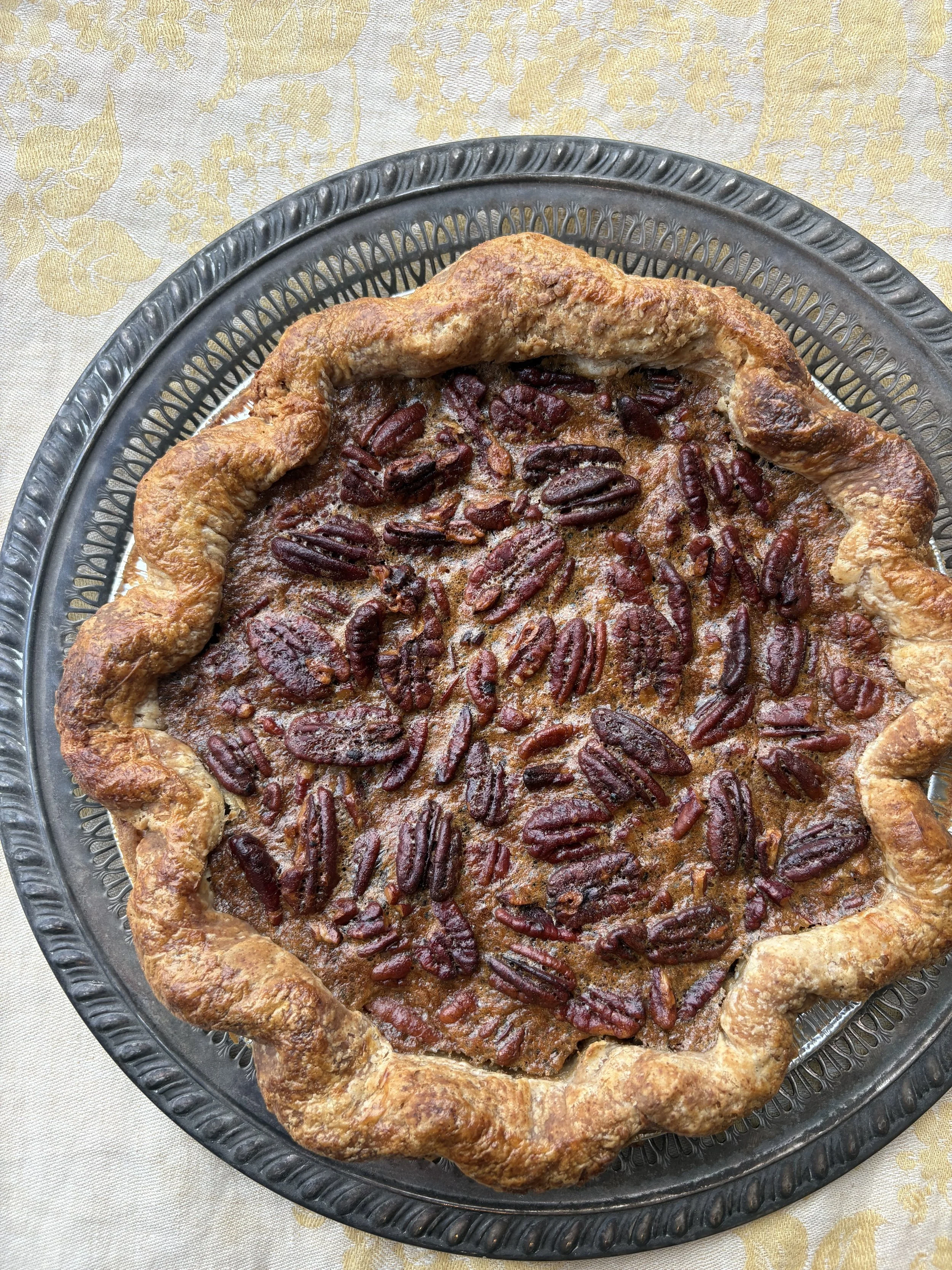 Caramel Pecan Pie - 9 inch