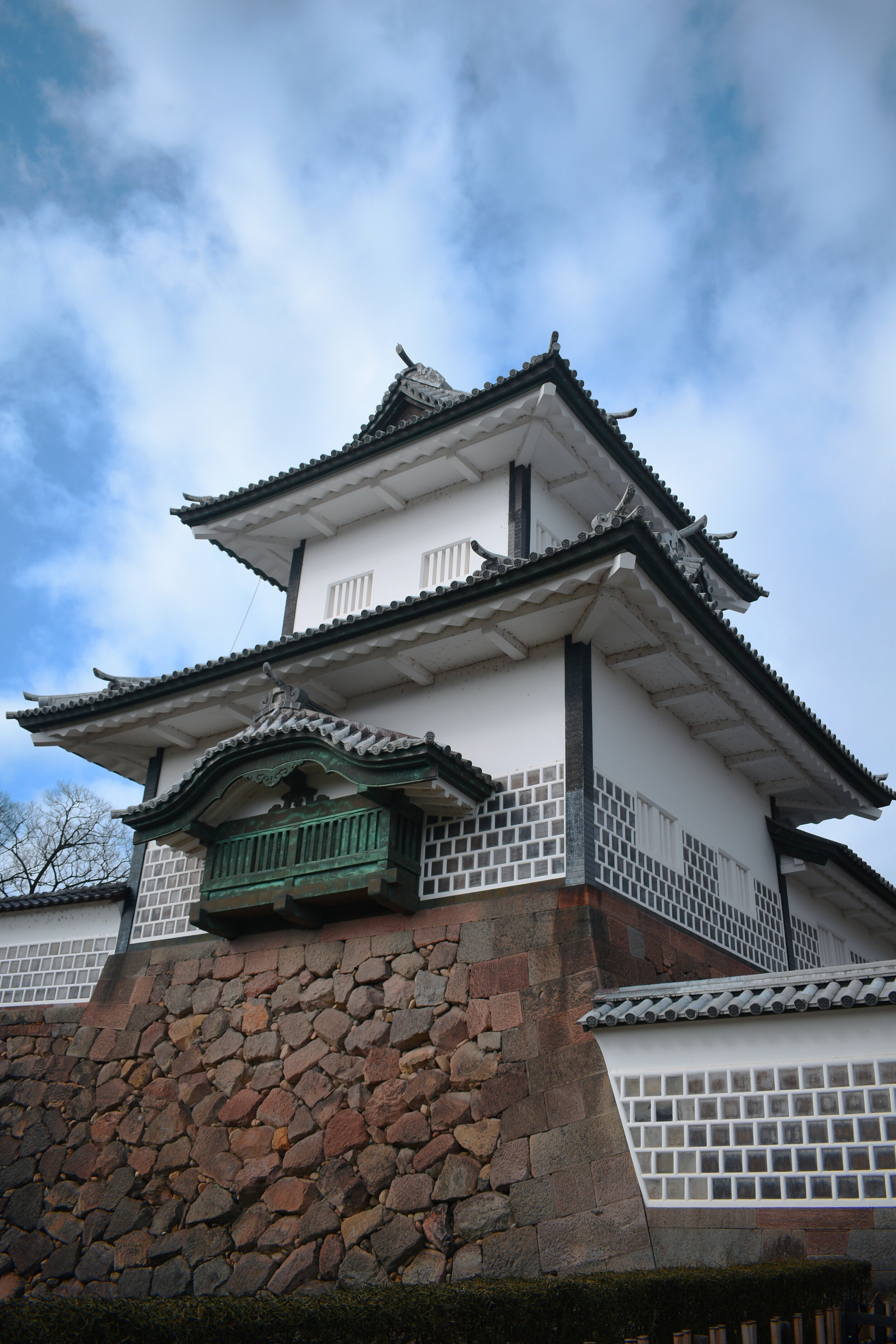 kanazawa castle1_edited.jpg