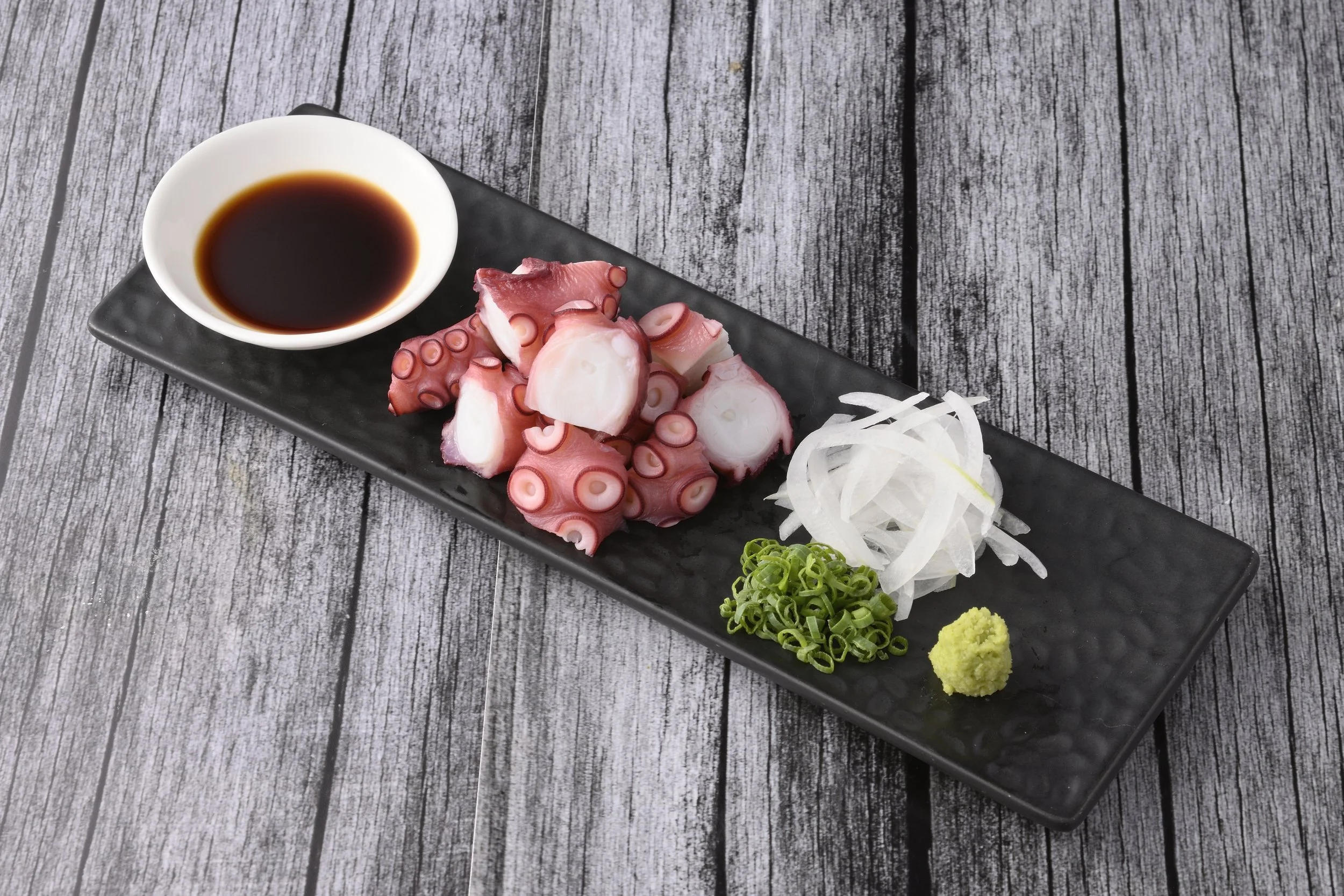 Tako Sashimi.jpg