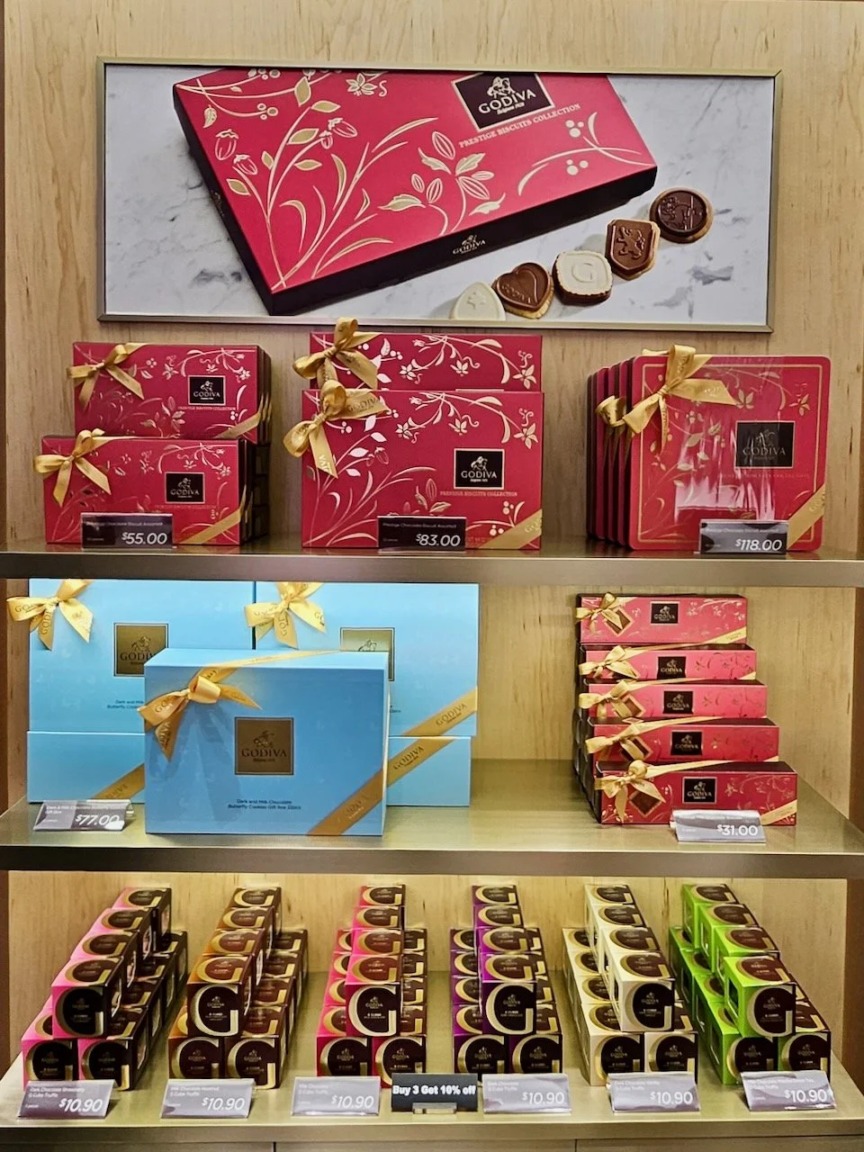 GODIVA Jewel - 4 of 4.jpeg