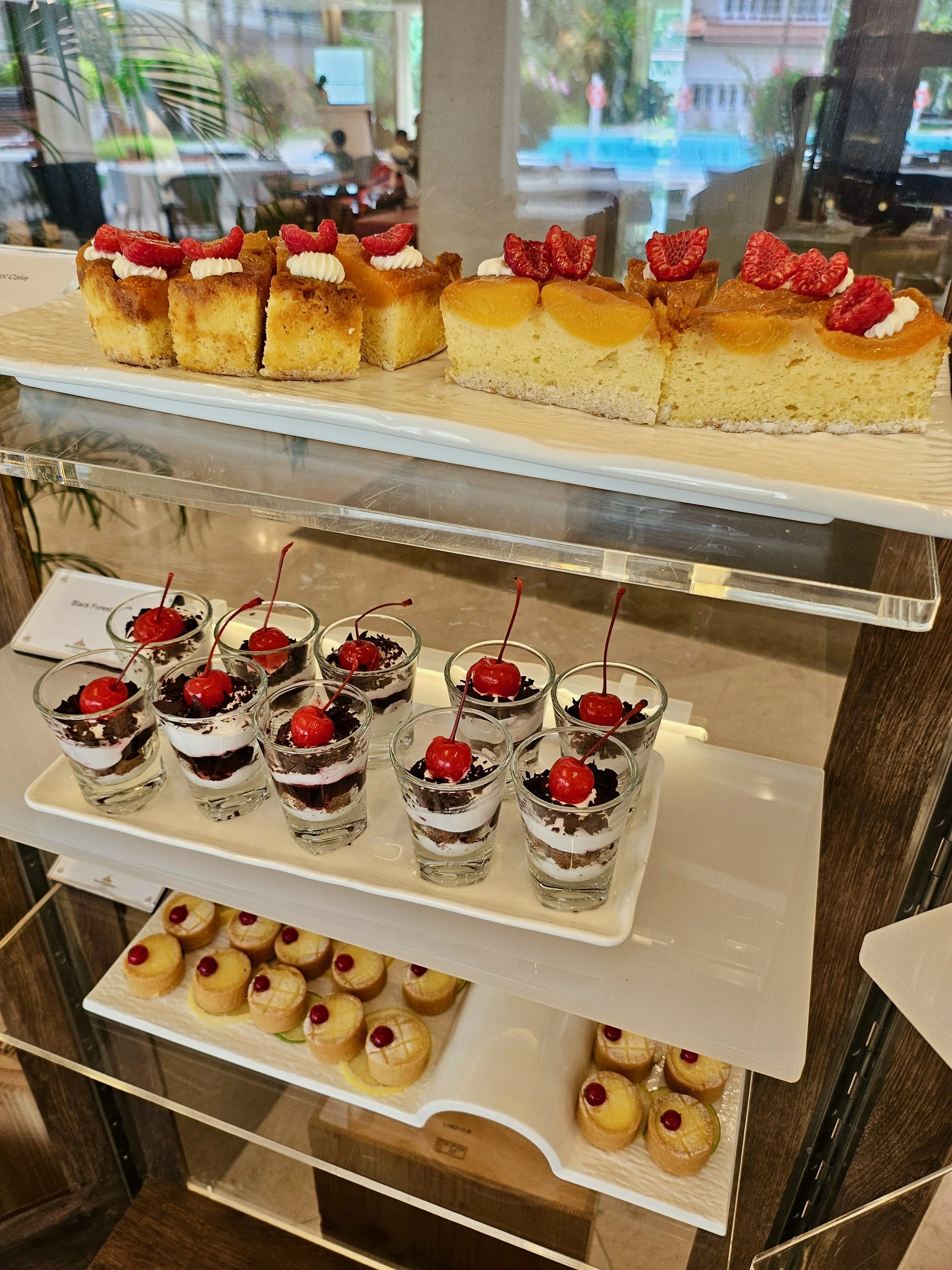 L'Espresso - 5 of 6.jpeg