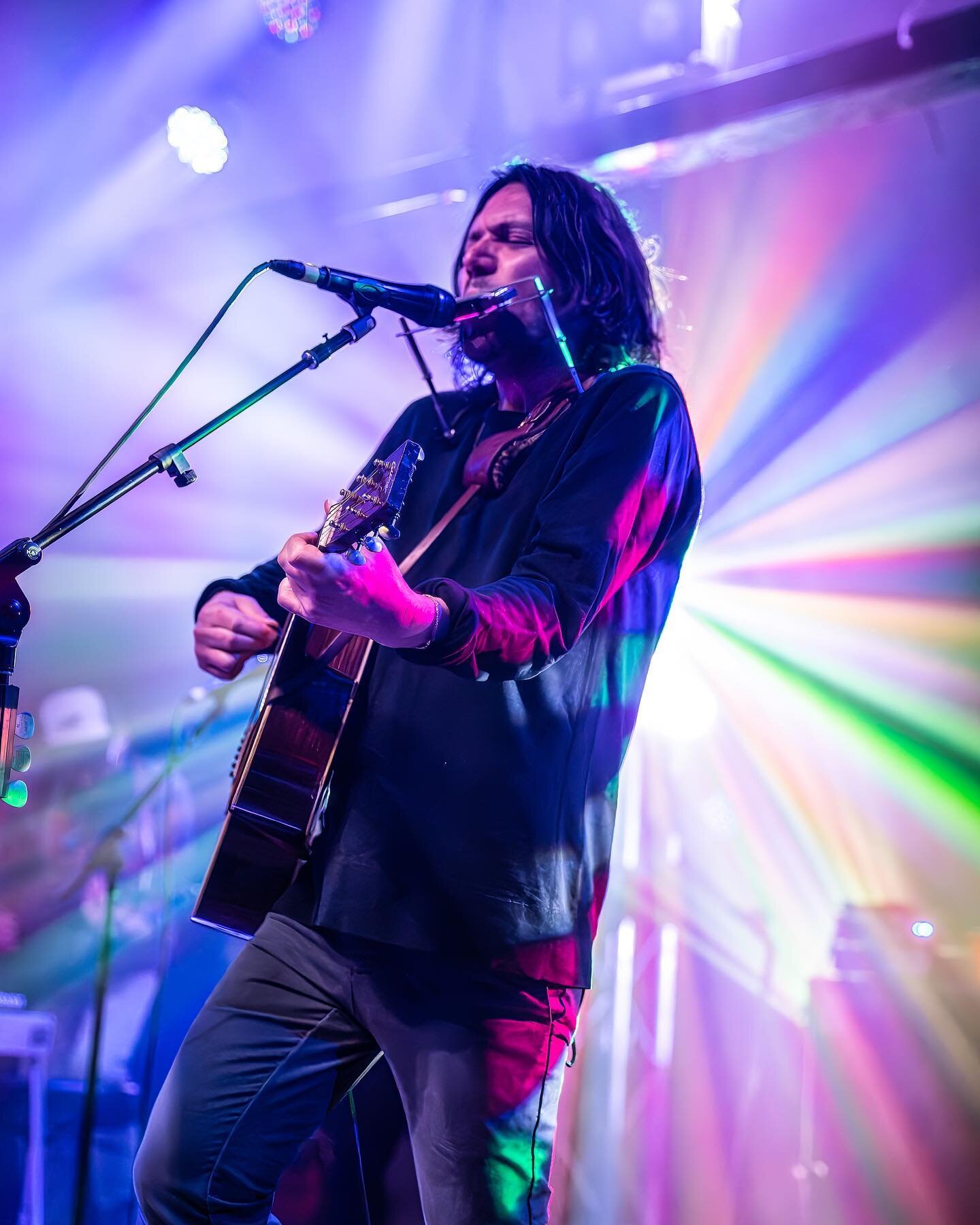 What an incredible show tonight! @brighteyesband absolutely killed it at the @cainsballroom 
.
.
.
.
.
#brighteyes #conoroberst #cainsballroom #tulsa #oklahoma #musicphotography