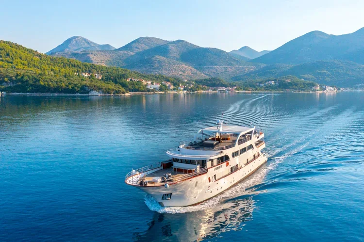 Boutique+Tours+&+Travel+Summer+1.webp (Copy)